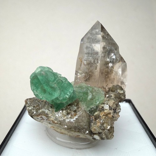 フローライト / クォーツ【Fluorite with Quartz】ナミビア産