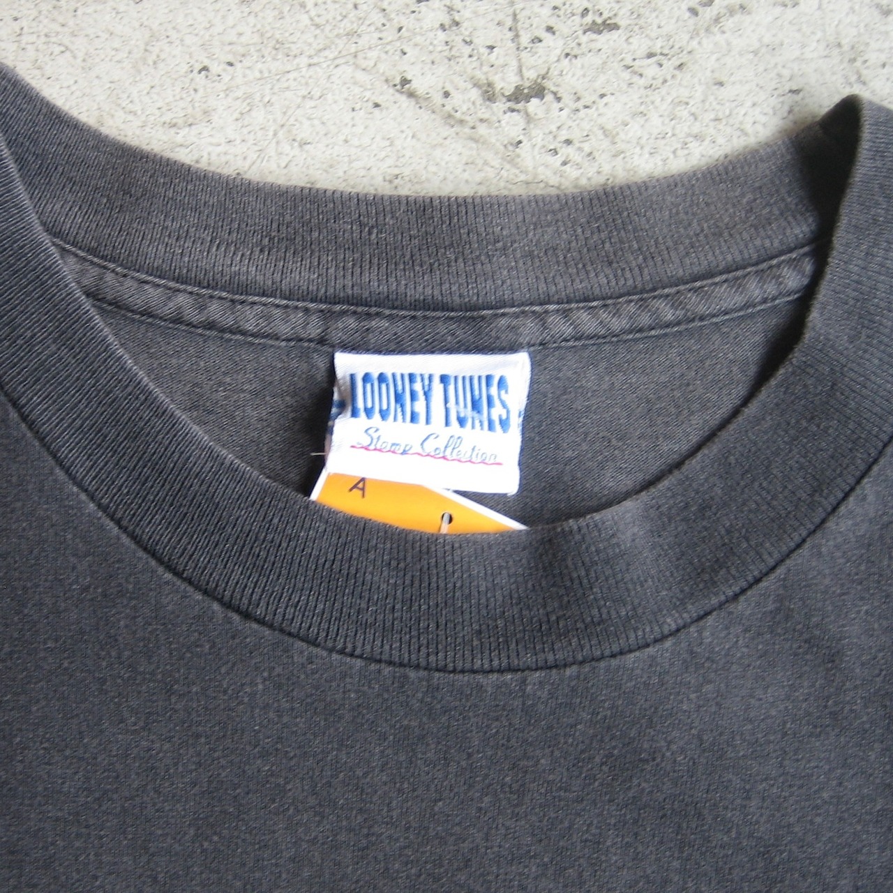 90s LOONEY TUNES TWEETY Tシャツ