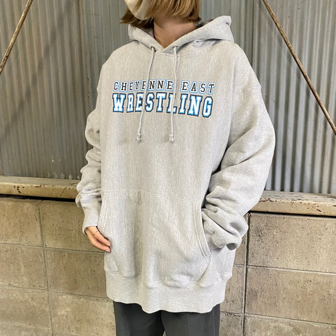 Champion チャンピオン 青単色タグ 復刻 カレッジロゴプリント 