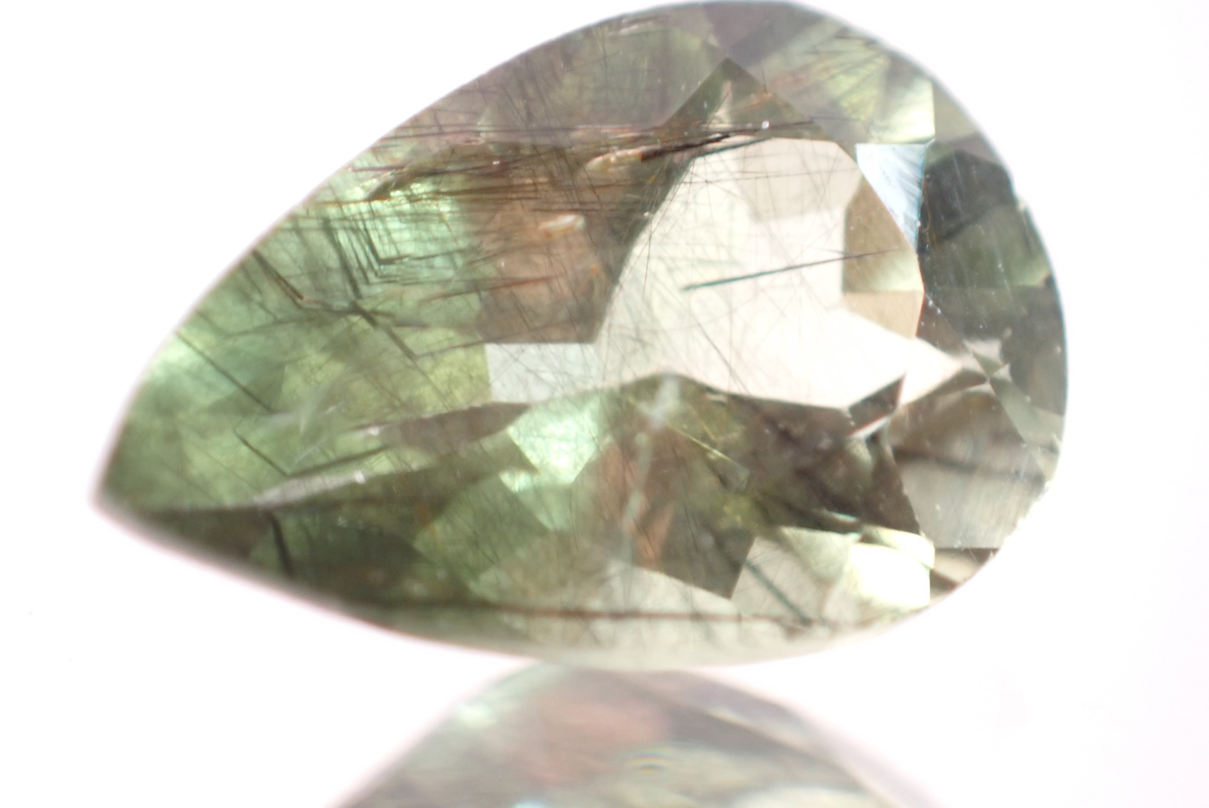 ルドウィジャイトインペリドット 1.94ct [D2-516] | differencee