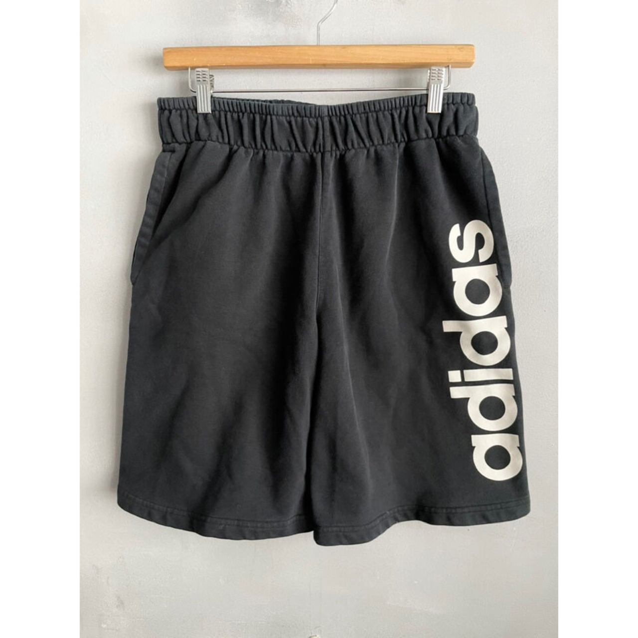 00s adidas SWEAT SHORT'S PANTS Size L