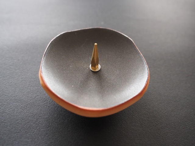 京焼（清水焼）のシンプルな燭台　黒（細芯タイプ）