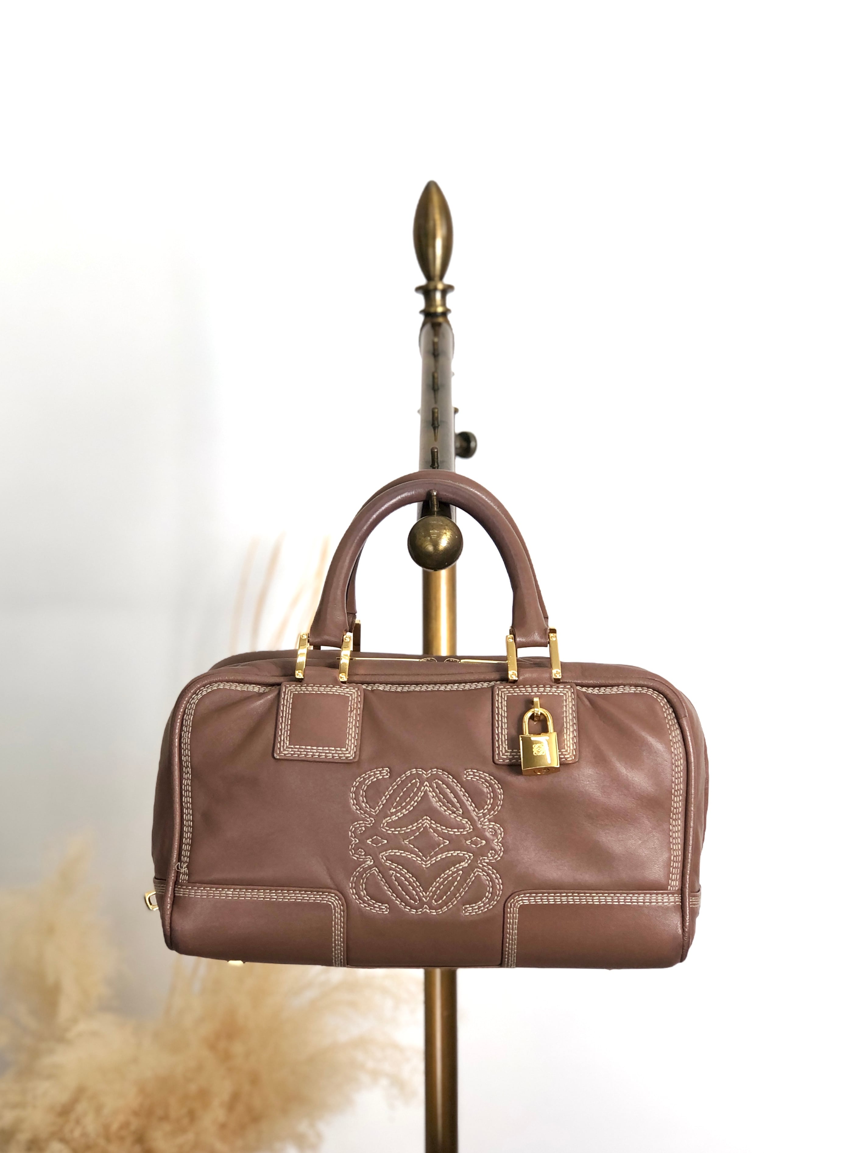 LOEWE ロエベ アマソナ28 ハンドバッグ ブラウン アナグラム レザー