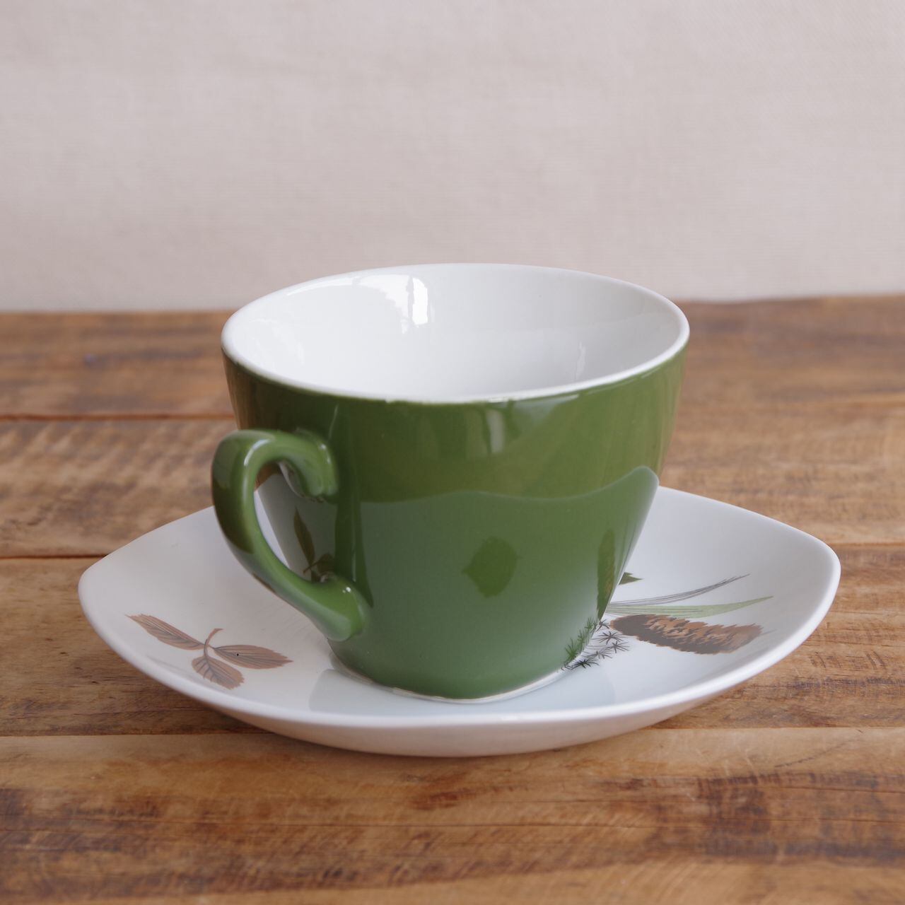 ミッドウィンター リバーサイド 蒲 植物 コーヒーカップ＆ソーサー