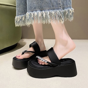 トングサンダル 厚底 レディース 春夏 韓国 きれいめ 大人 かわいい ラインストーン おしゃれ ボリュームソール 履きやすい 歩きやすい 旅行 アウトドア 厚底サンダル 大人可愛い 大人女子