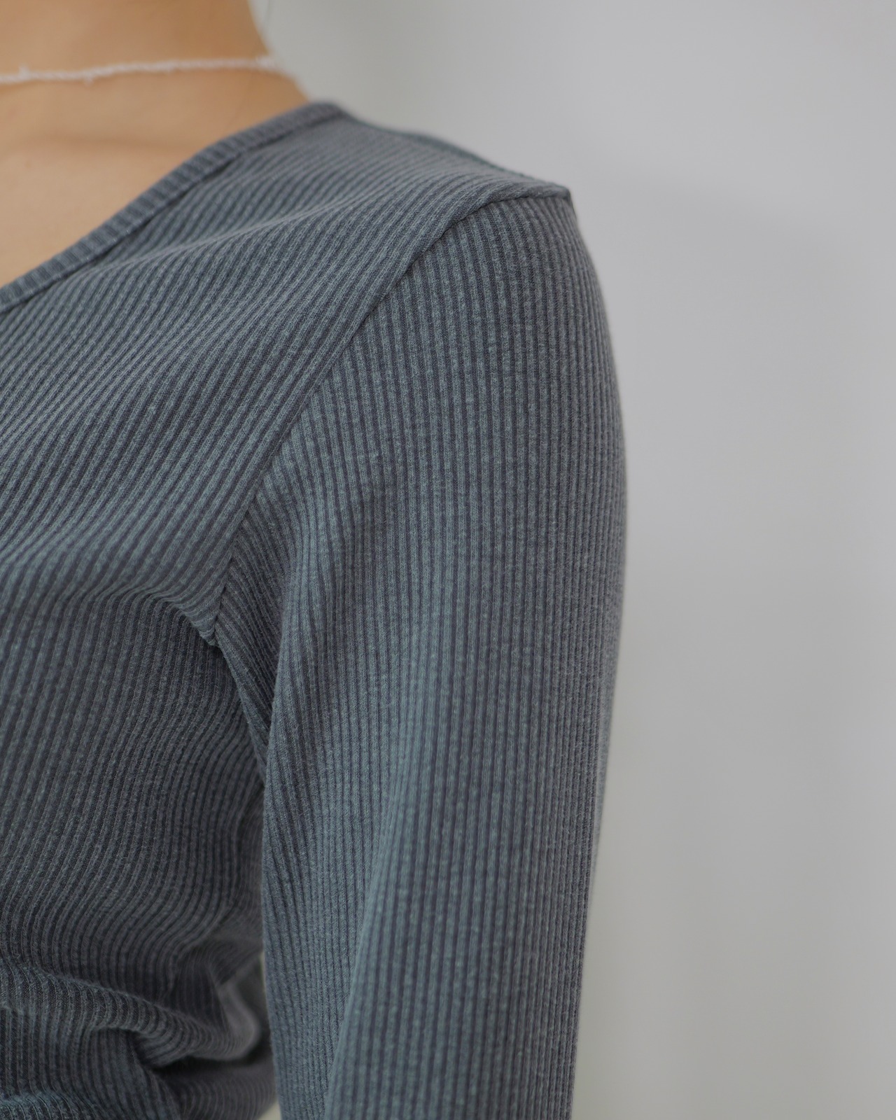kotoha yokozawa - Click Dot Cardigan ：Blue Fog｜クリックドット／製品染めリブ＋ヘビー綿テープ