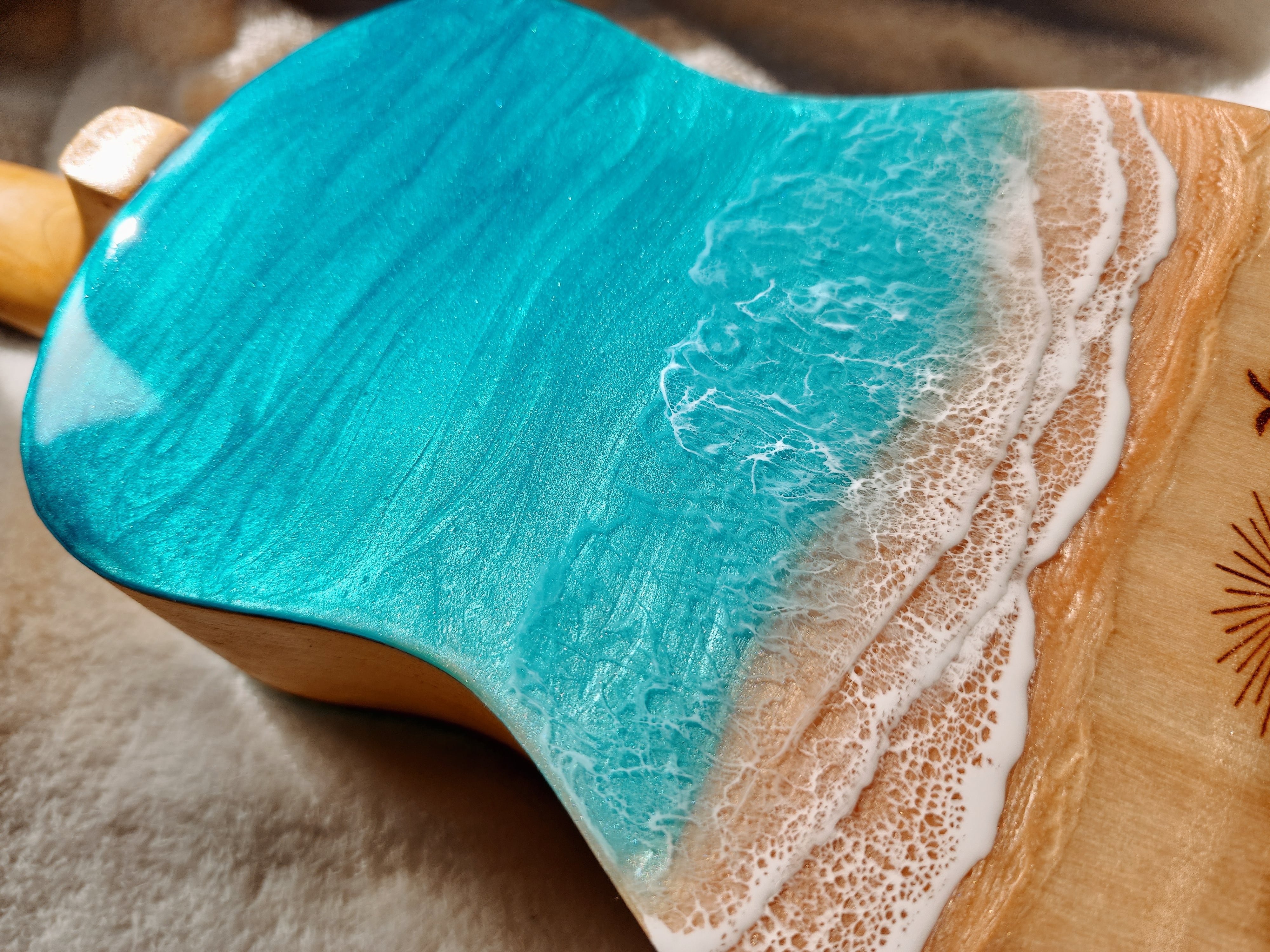 191.オーシャンレジンアート ウクレレ | Pay ID