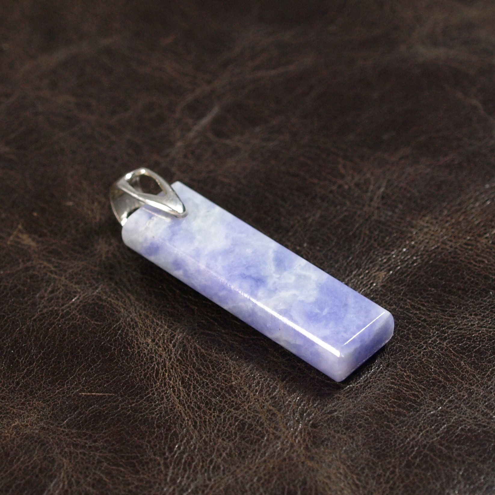 糸魚川翡翠 ラベンダー翡翠 ペンダントトップ 3.4g lavender Jadeite pendant top | URUWA 工房 うるわ  powered by BASE