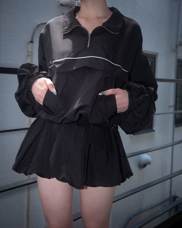 クロスハーフジップナイロンプオーバー