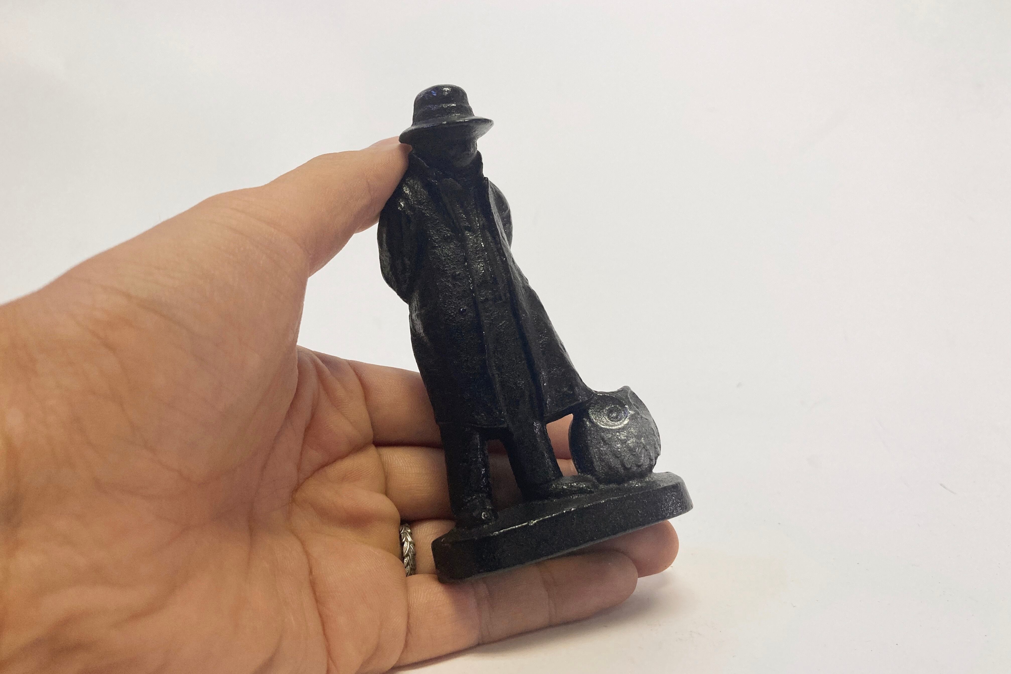 南部鉄器 宮沢賢治 文鎮 | 1848年創業 南部鉄器工房及富 NAMBUTEKKI