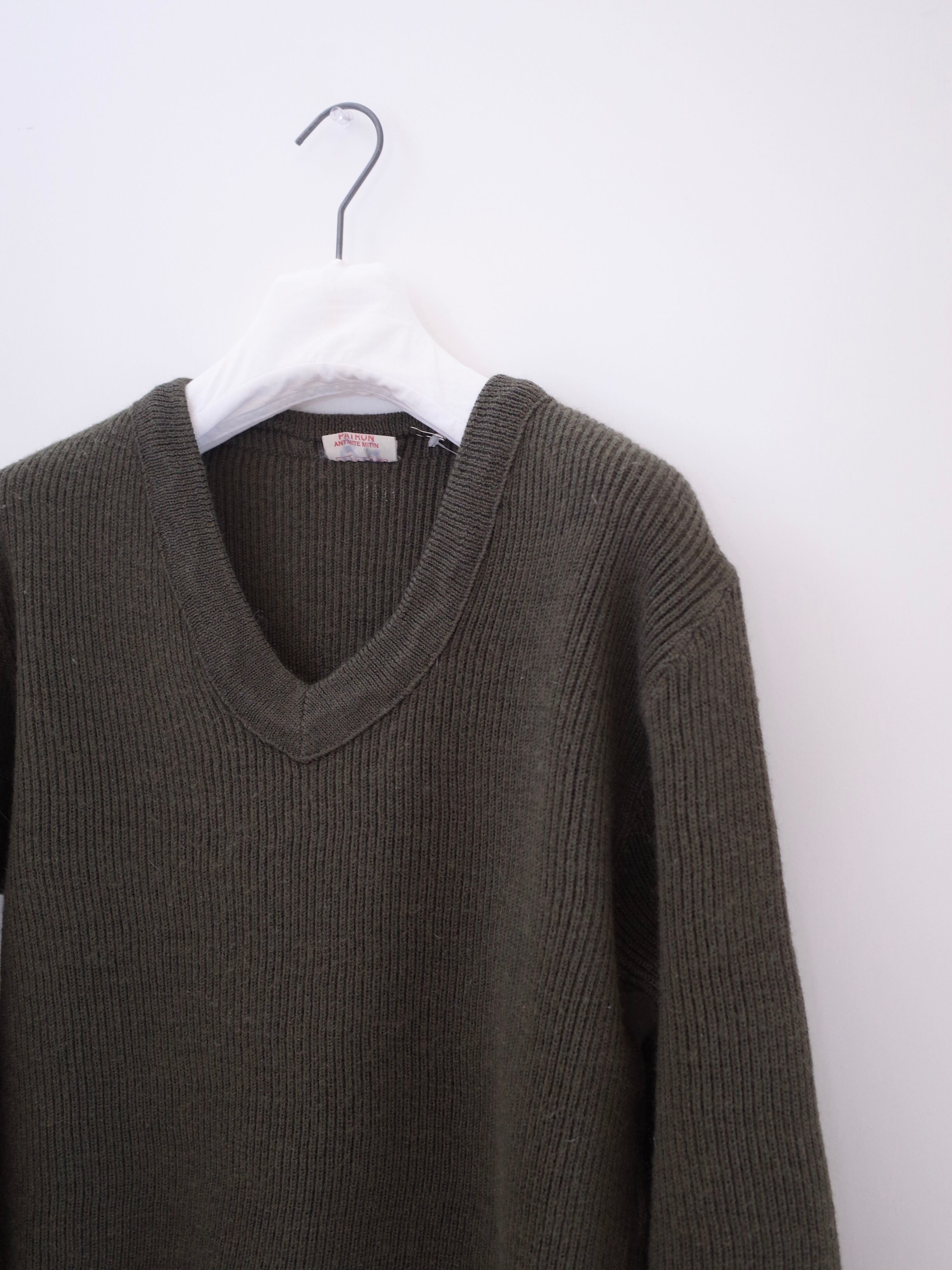 80s French army Vneck rib sweater