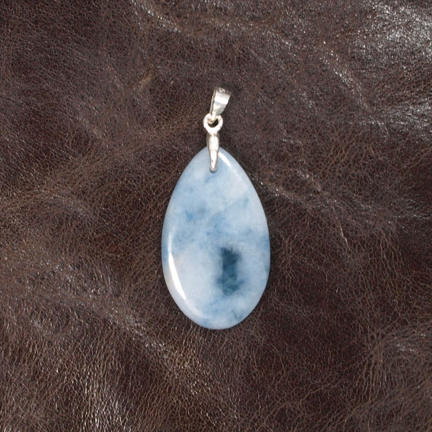 糸魚川 青翡翠 しずくペンダントトップ コン沢産 3.0g | URUWA 工房 うるわ