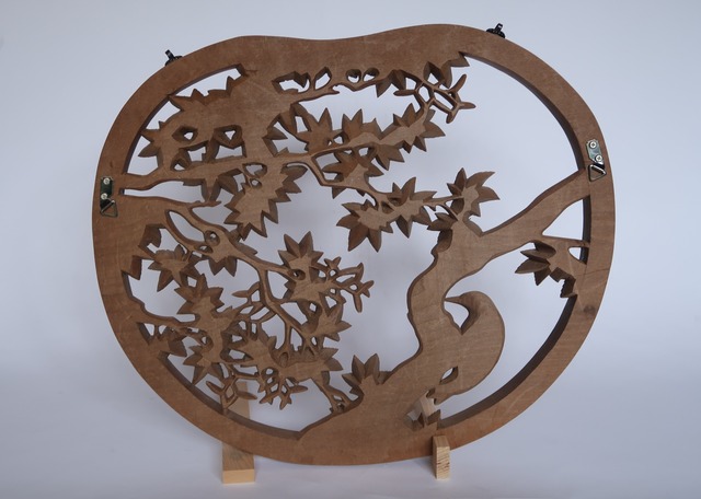 Green Maple and a Quiet Bird ― An Original Openwork Relief by Nozomu Mori