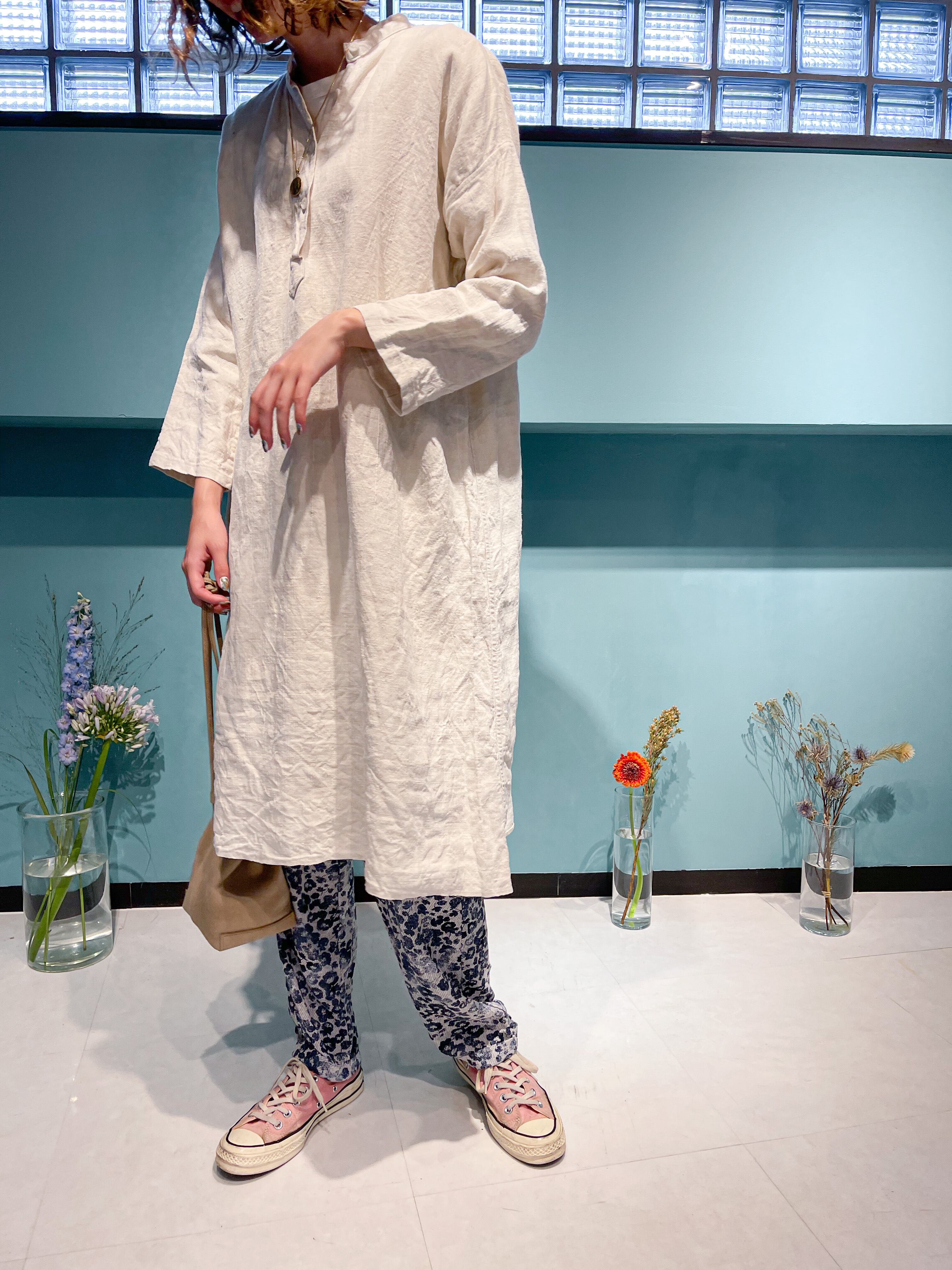 1900's VICTRIAN FRENCH ANTIQUE / LINEN SMOCK | Rendezboo Vintage
