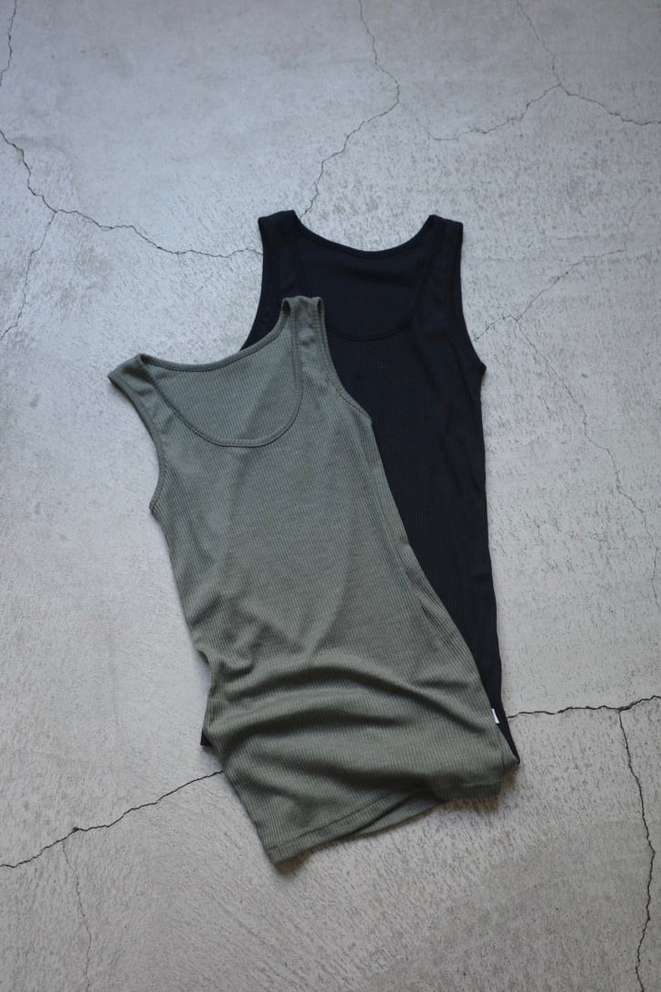 JOHA ヨハ / KATE TANKTOP (WOOL SILK)
