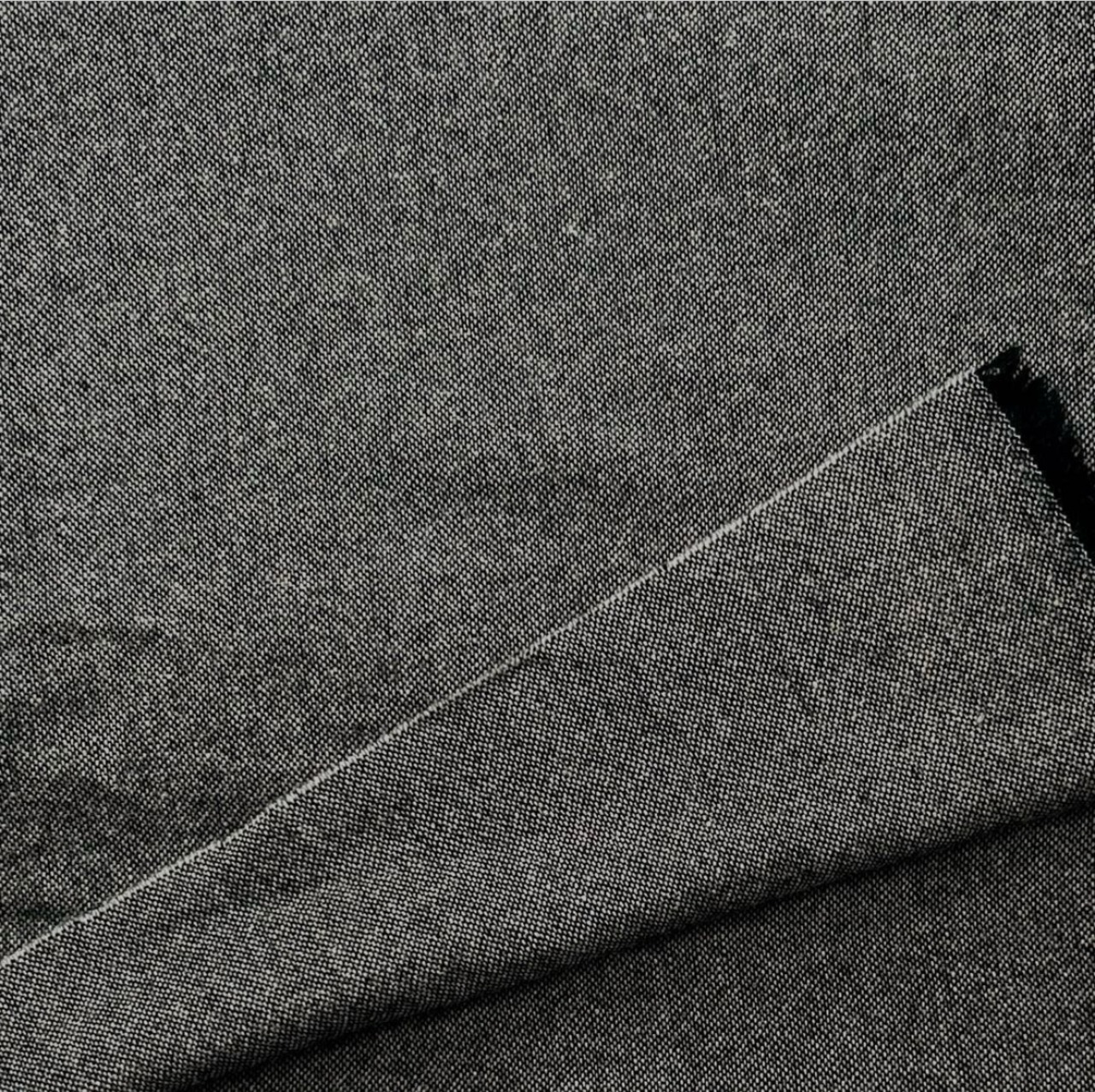 ★AM110◆3.5m◆ラスト1点‼◆インポート◆ウール100%弱毛羽立ちツイード生地◆グレー系×ブラック