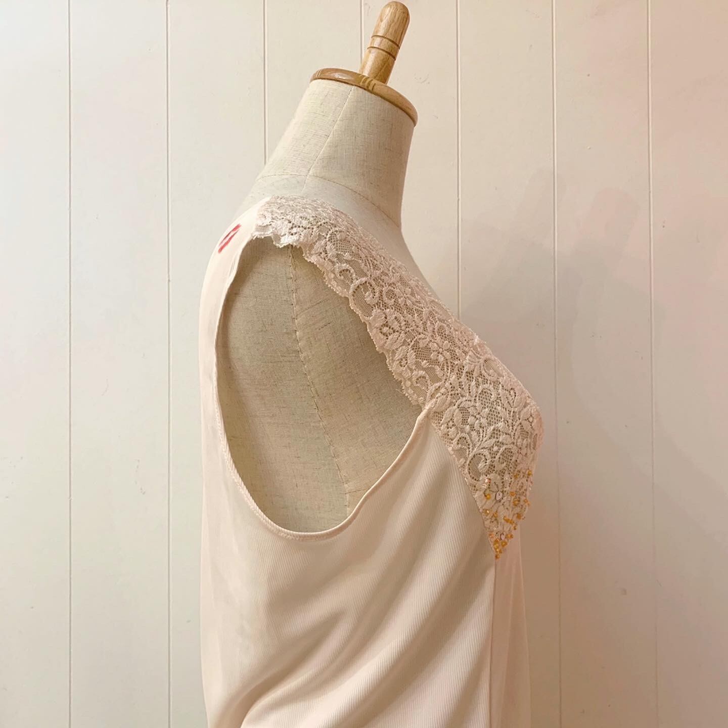 remake : piece of orange hives camisole