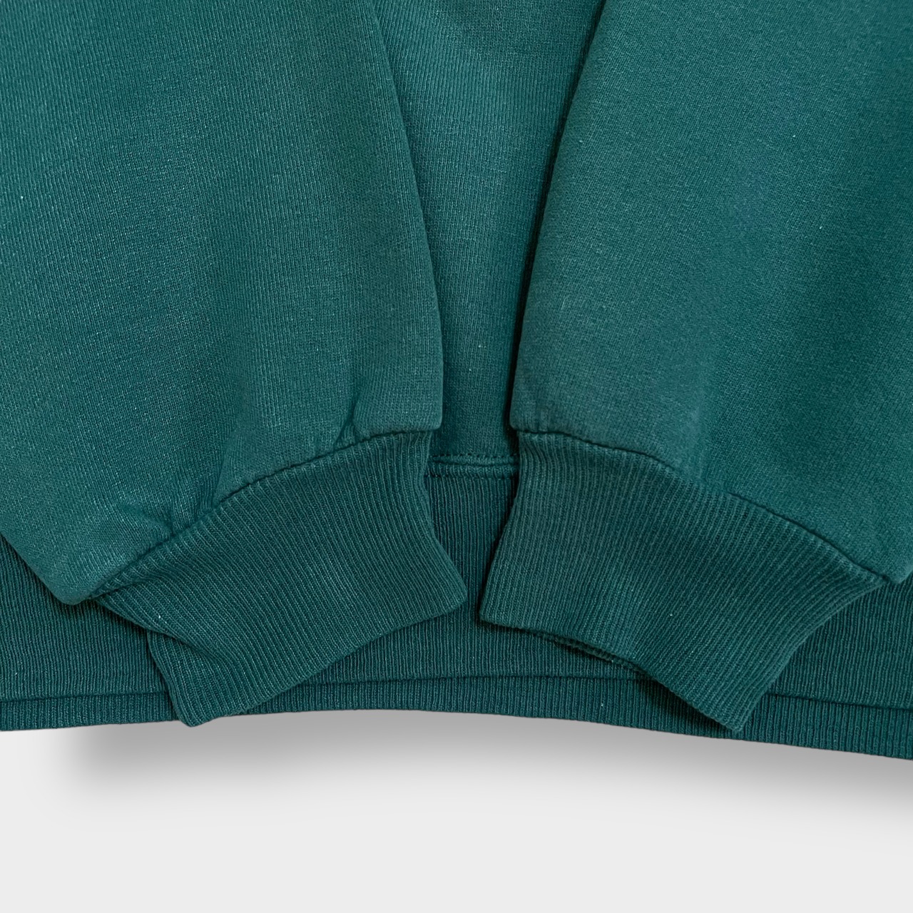 【GENUS】90s  USA製 スウェットシャツ トレーナー ディズニー ミッキーマウス Disney XL ビッグサイズ ディープグリーン 刺繍 プリント SWEATSHIRTS ヴィンテージ ビンテージ  US古着