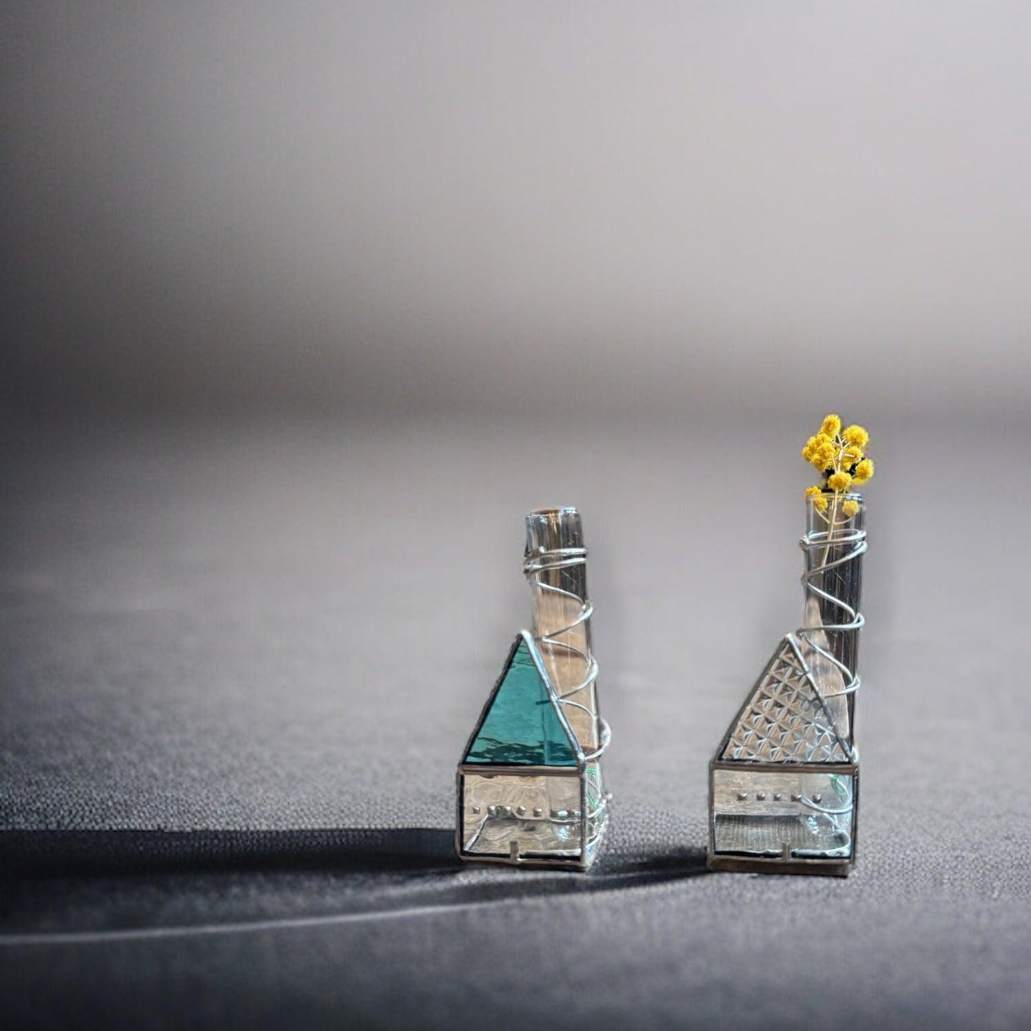 ステンドグラス 一輪挿し 120 | teshigotoya ねむの木の豆