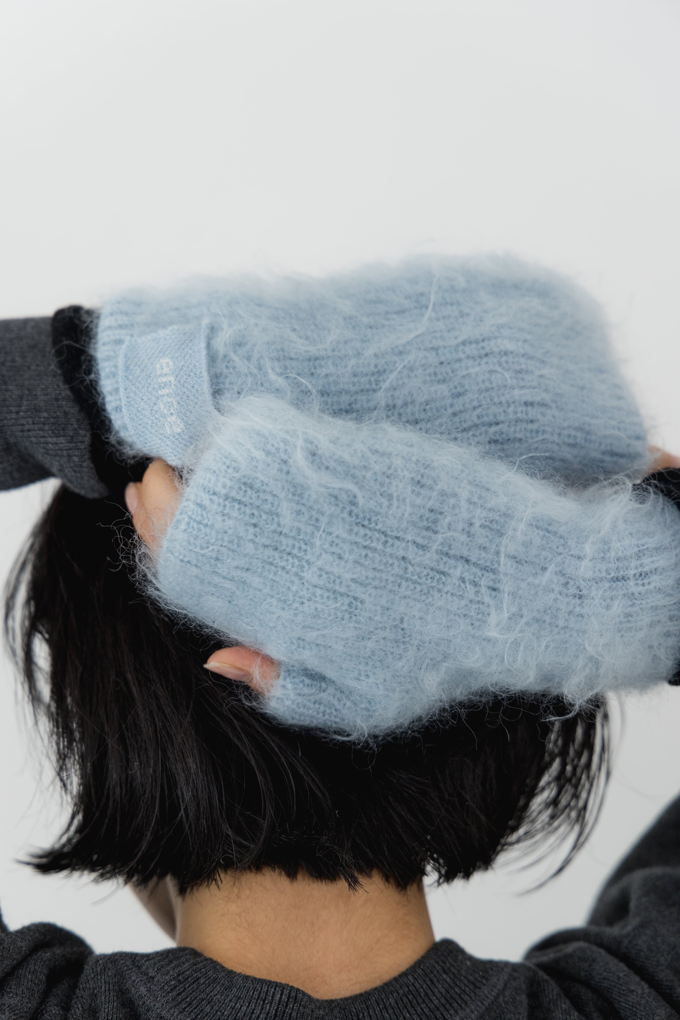 エンシー　未使用　モヘヤグローブ ence mohair glove（saxe blue）※1月末お届け | ence