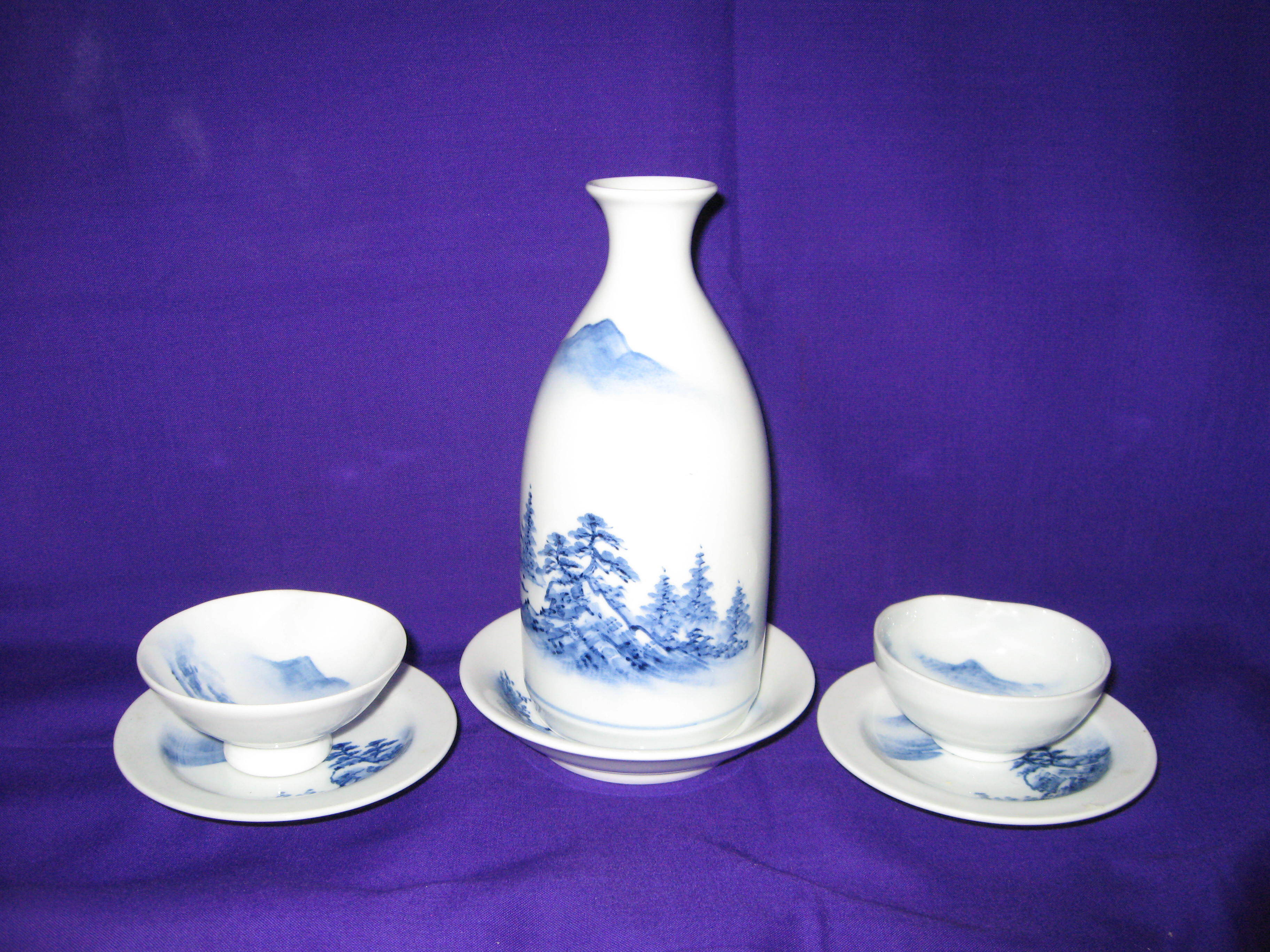 有田焼 手描き・染付 山水絵 丸小花瓶 | ギャラリー 紫香