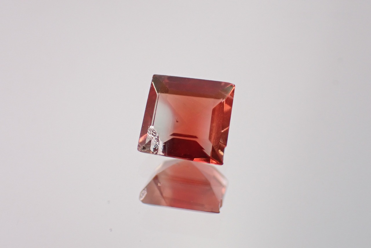 オレゴンサンストーン　1.35ct　[E10-42]