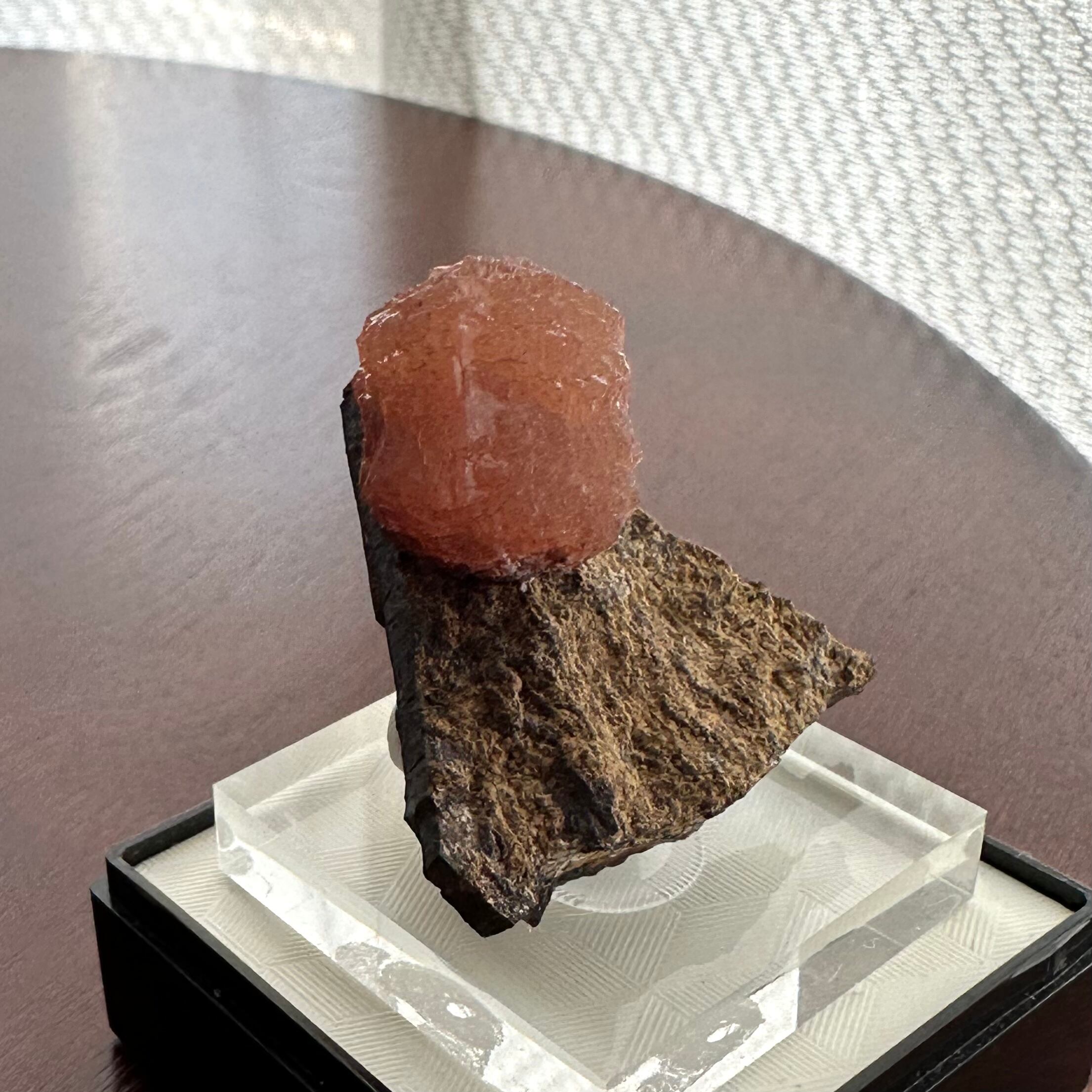 オルミアイト【Olmiite】南アフリカ産 | PEANUTS MINERALS