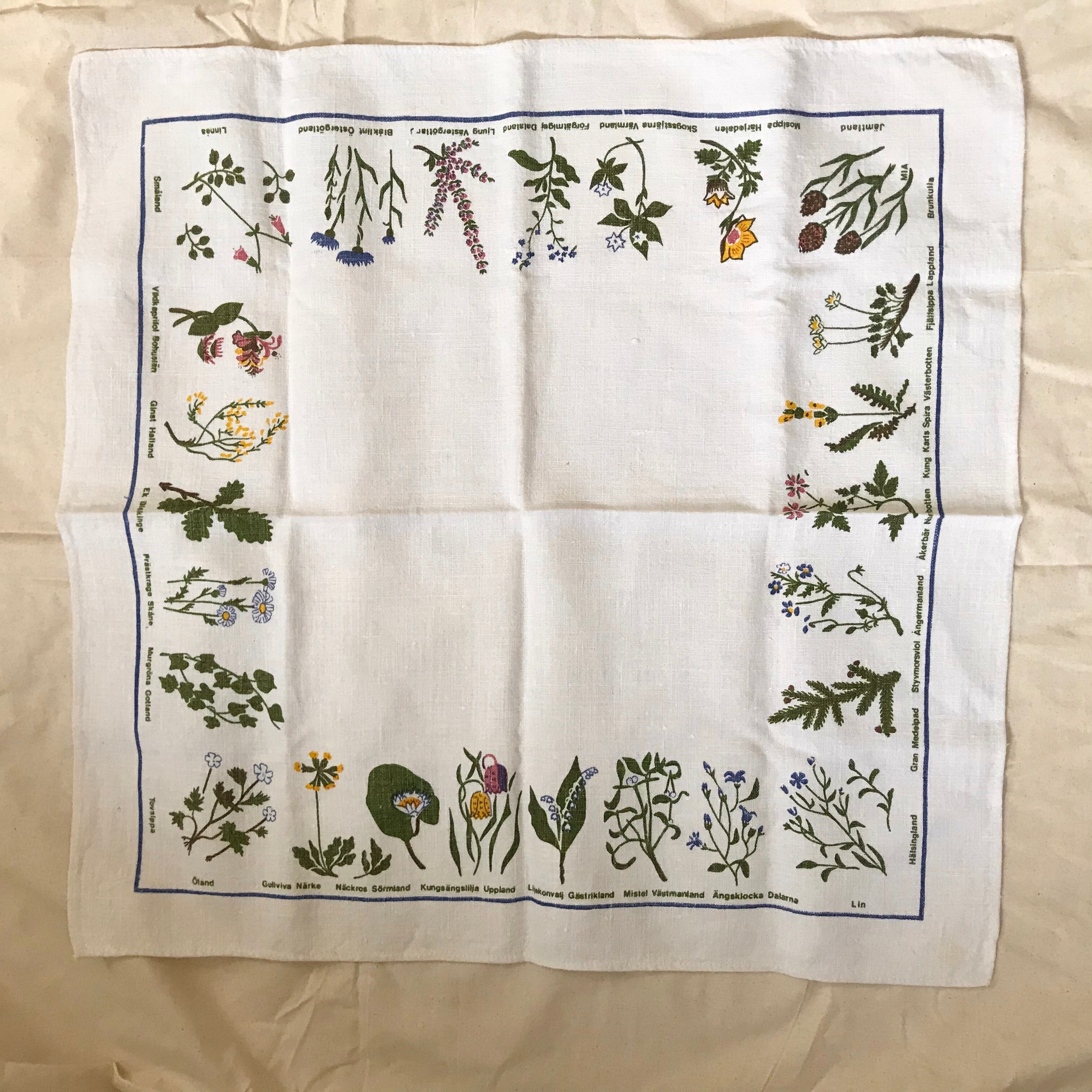 スウェーデンの花たちの布