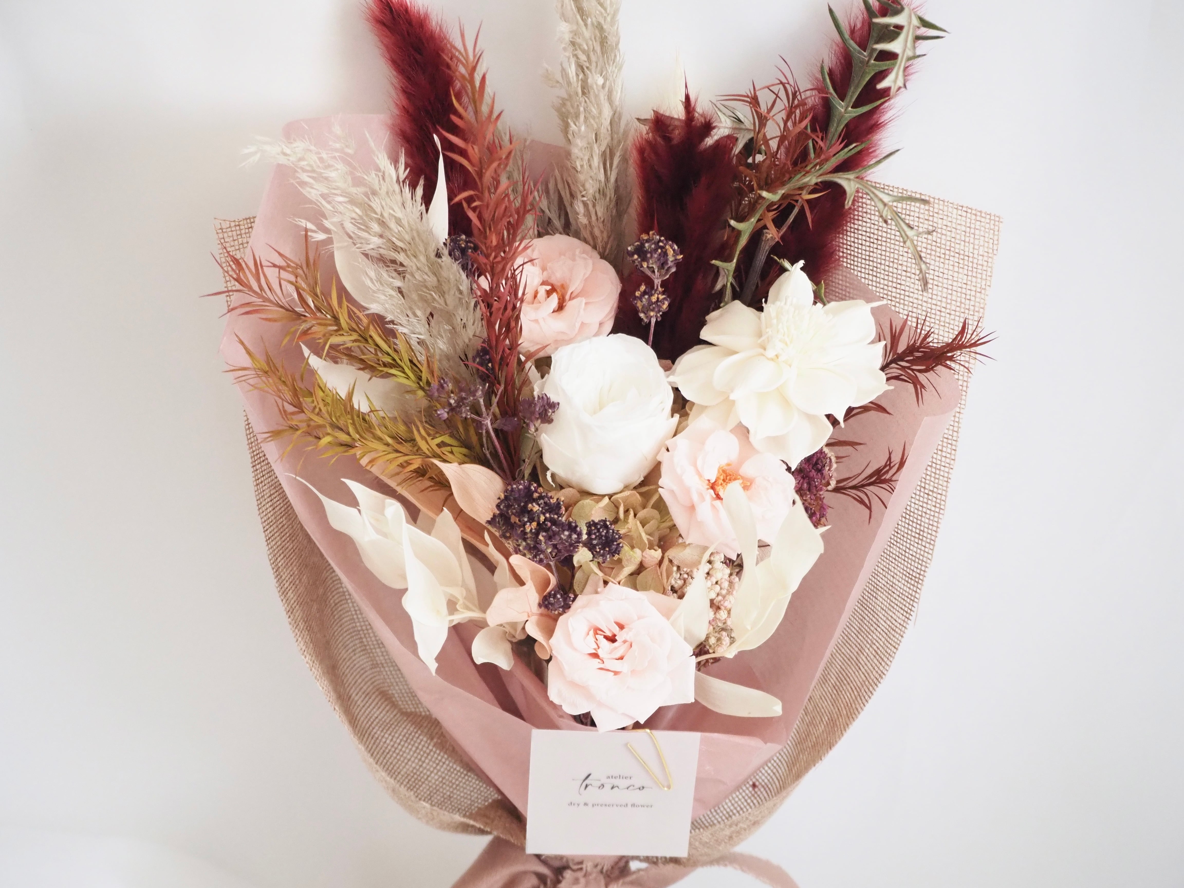 フレンチマリアンヌのプリザーブドフラワー フェミニンブーケ bouquet