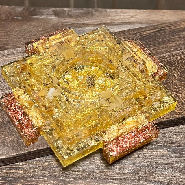 ヤントラオルゴナイト キャンドルホルダー 立体 シトリン ルチルクォーツ アラゴナイト