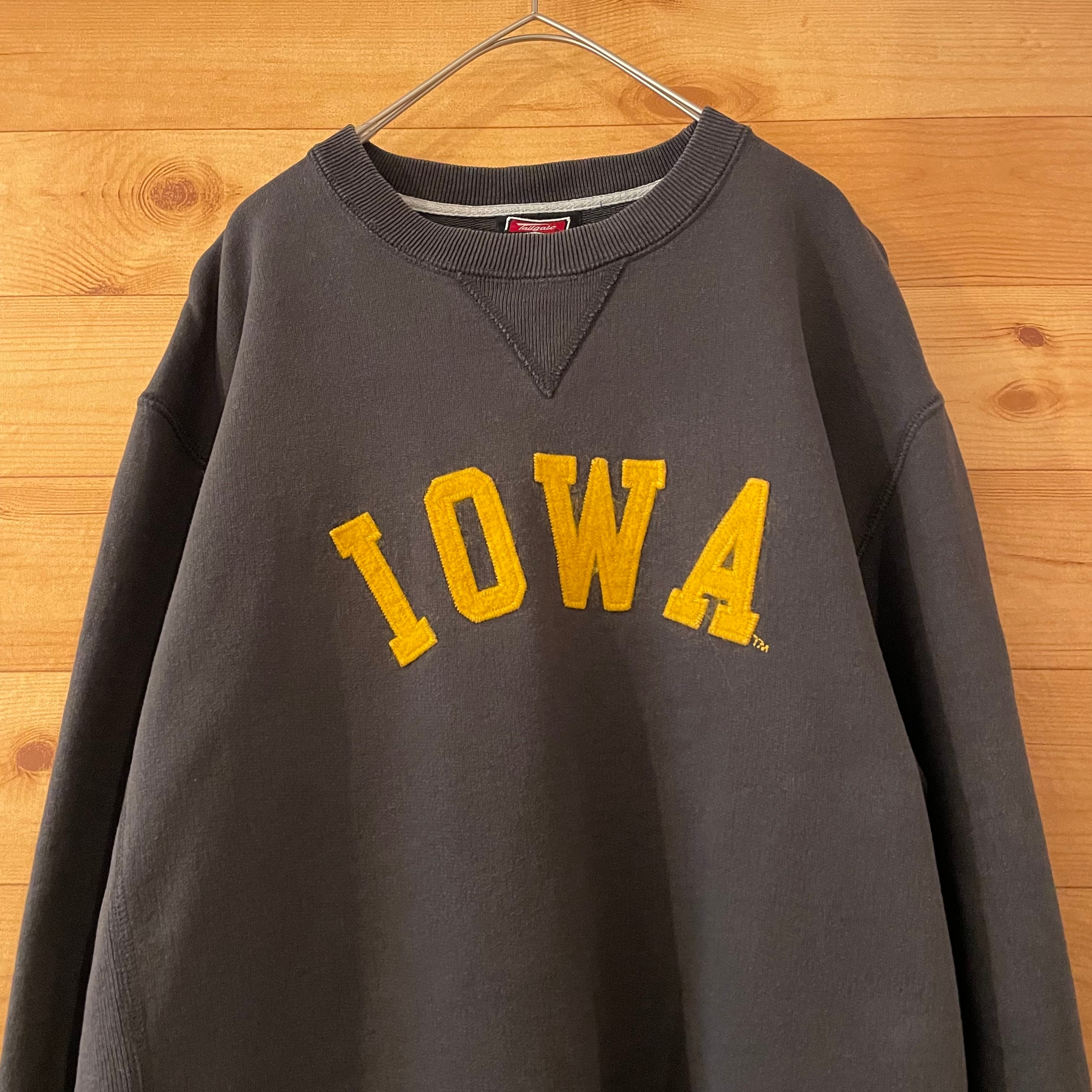 TAILGATE CLOTHING】カナダ製 カレッジロゴ IOWA アイオワ大学 
