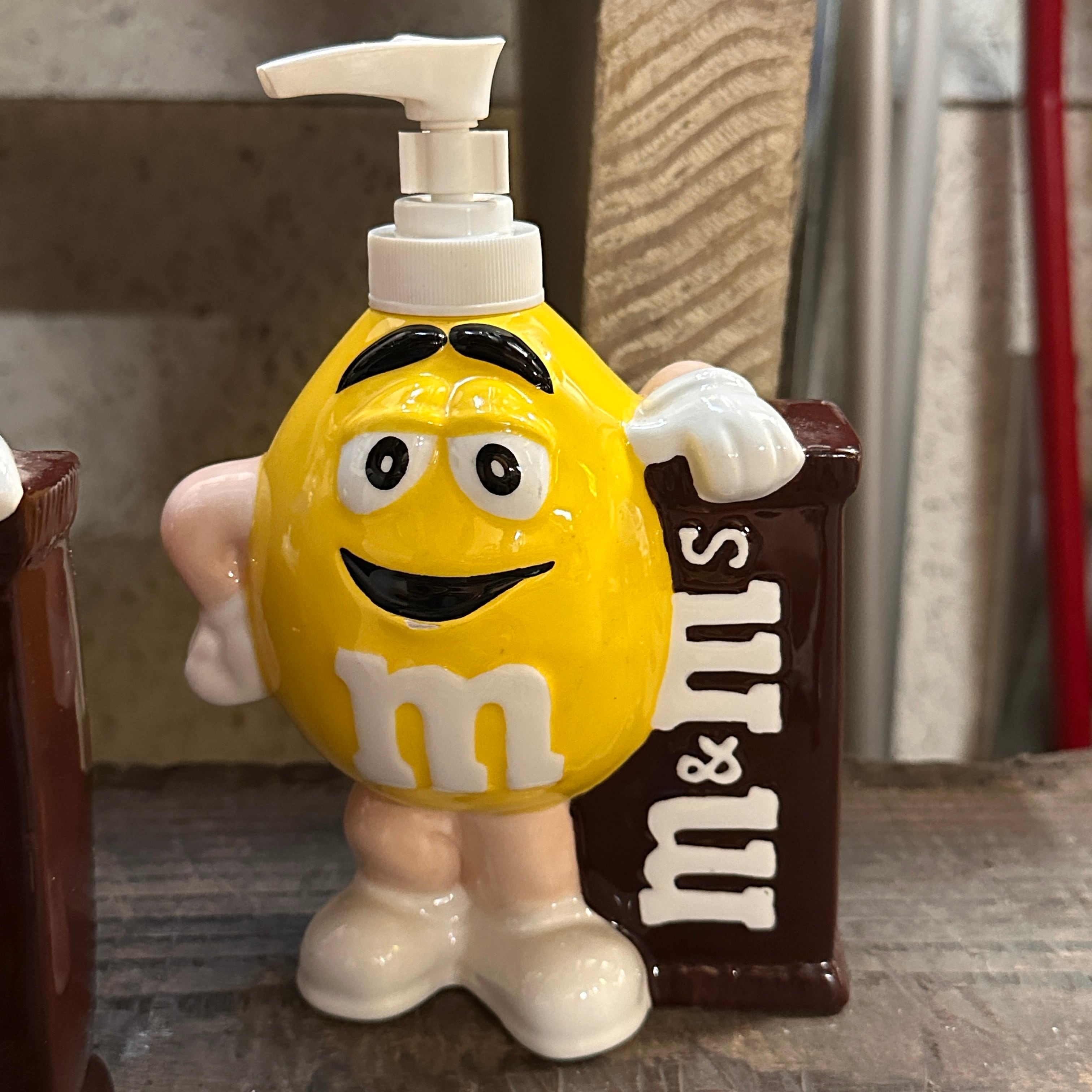2000s Mars社公認 Benjamin & Medwin製 m&m's 陶器製 ソープ