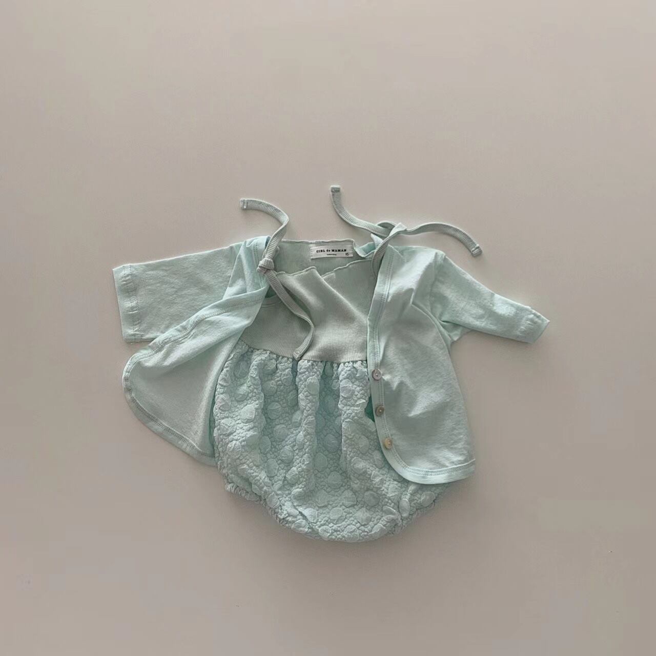 【BABY】韓国風 しわロンパース カーディガン
