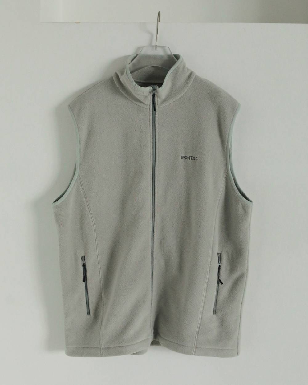 anuke(アンヌーク) Fleece Zip Vest | サウスオレンジ｜メンズ