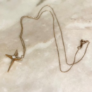 vintage 18ct gold cross necklace set with diamond