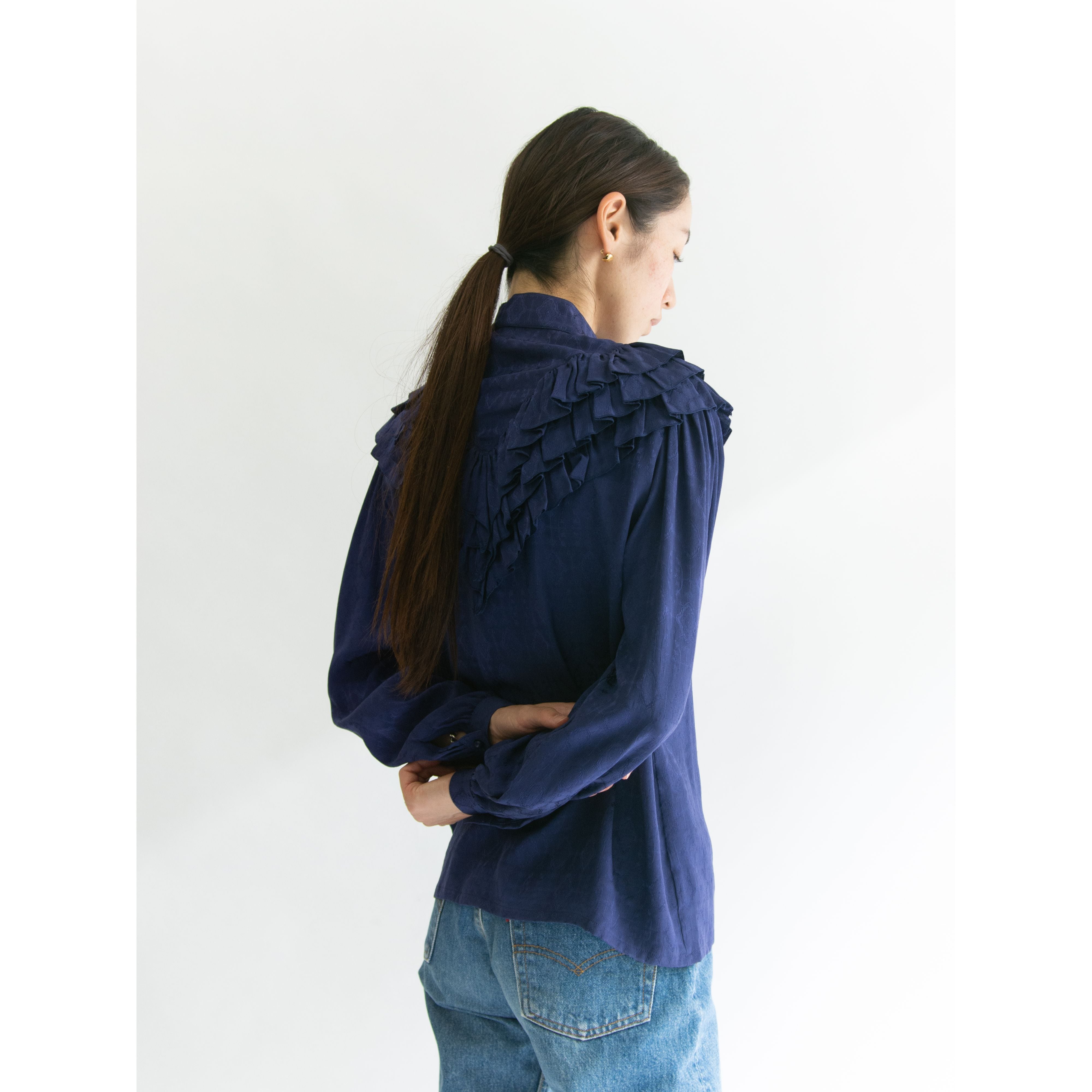 【Christian Dior】100% silk frill blouse（クリスチャンディオール  フリルデザインシルクブラウス シャツ）10b