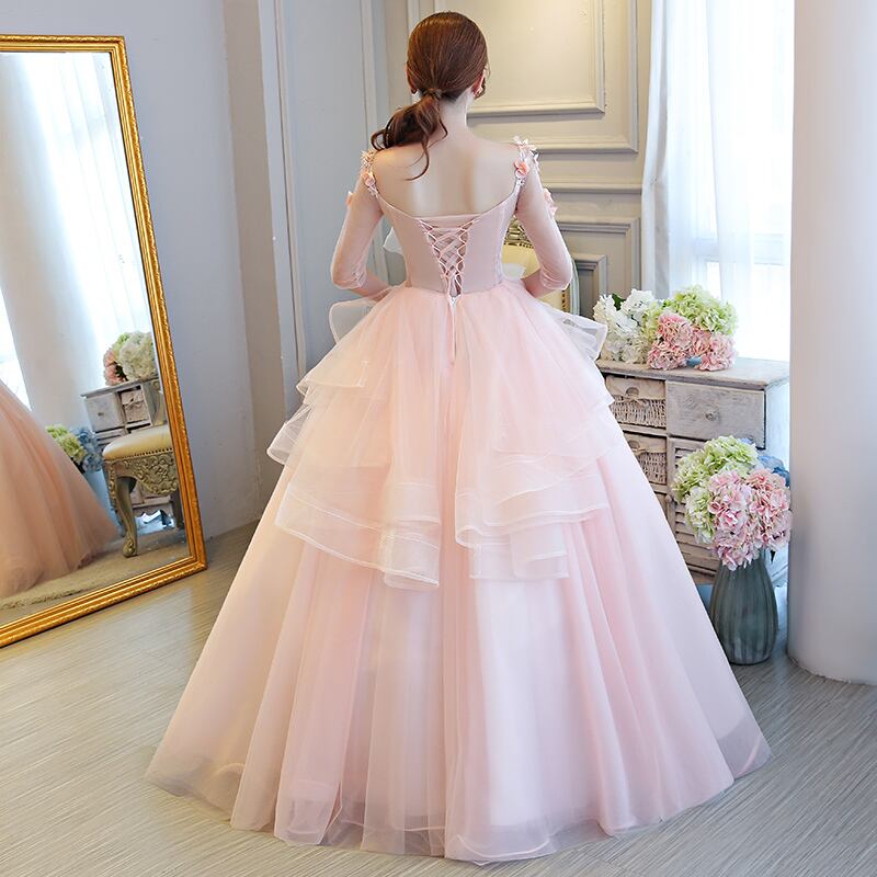 上品！ ウエディングドレス 薄ピンク ソフトチュール 深Vネック  