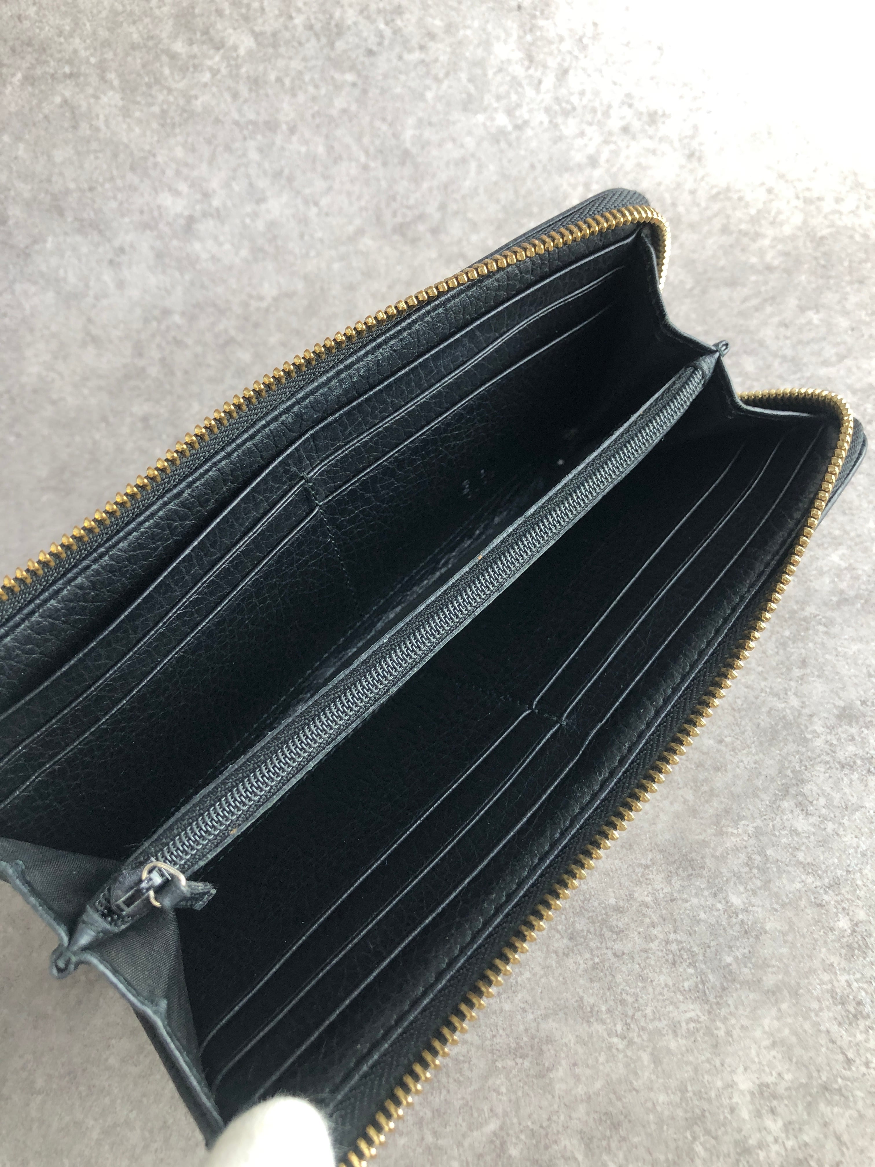 GUCCI グッチ GG 財布 ブラウン ラウンドファスナー キャンバス 長財布