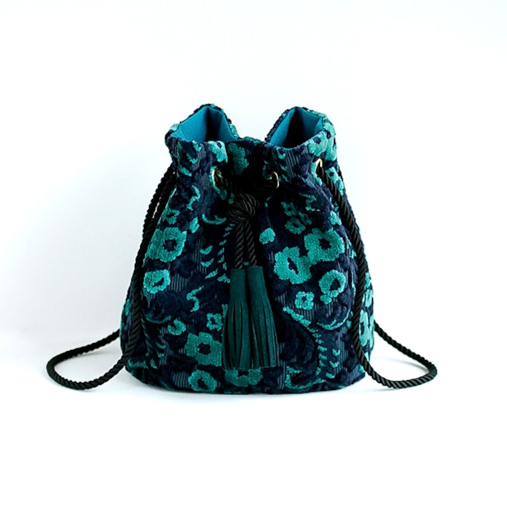 PUPU LAUKKU ププラウック