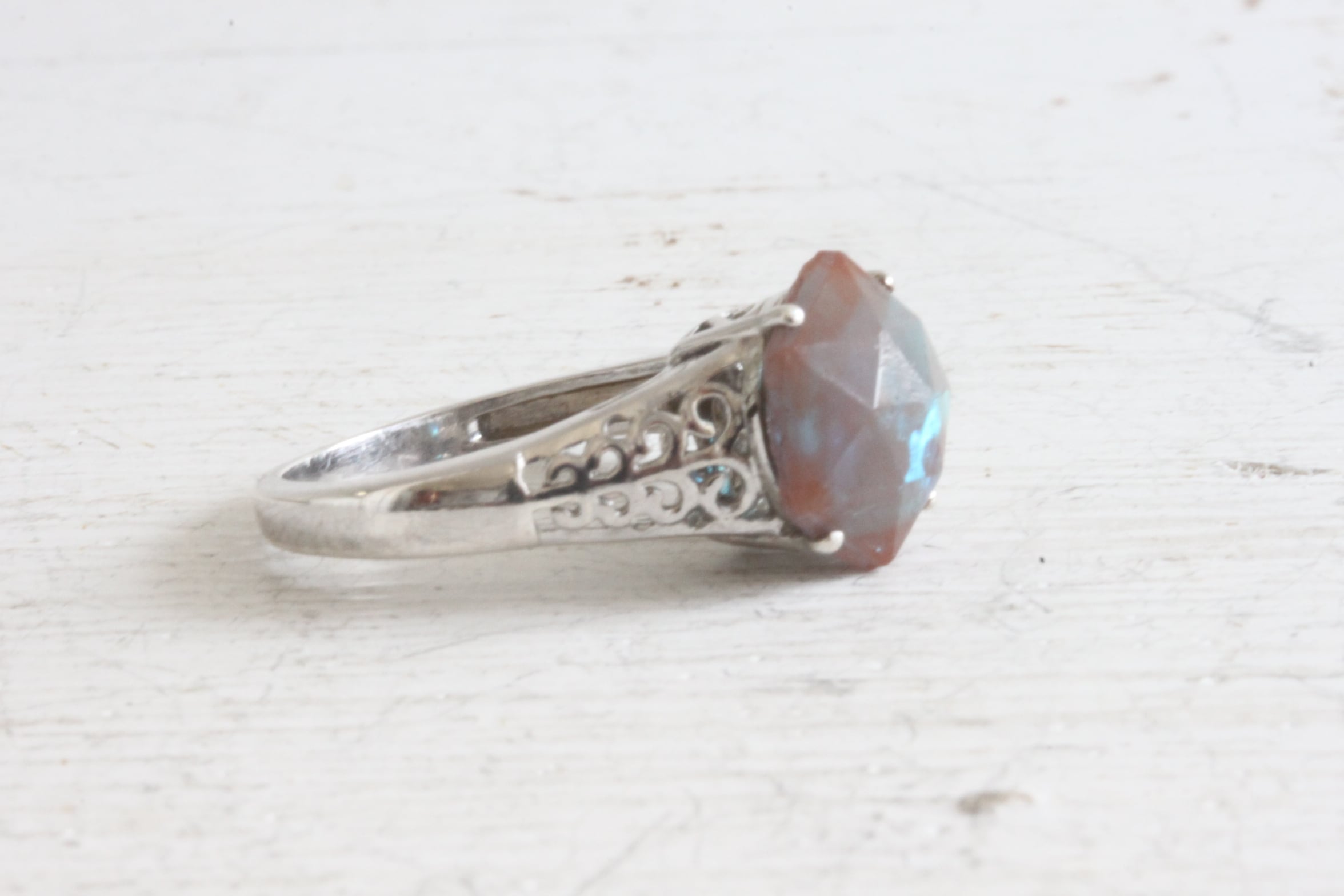 サフィレットリング | Milfy(ミルフィ)