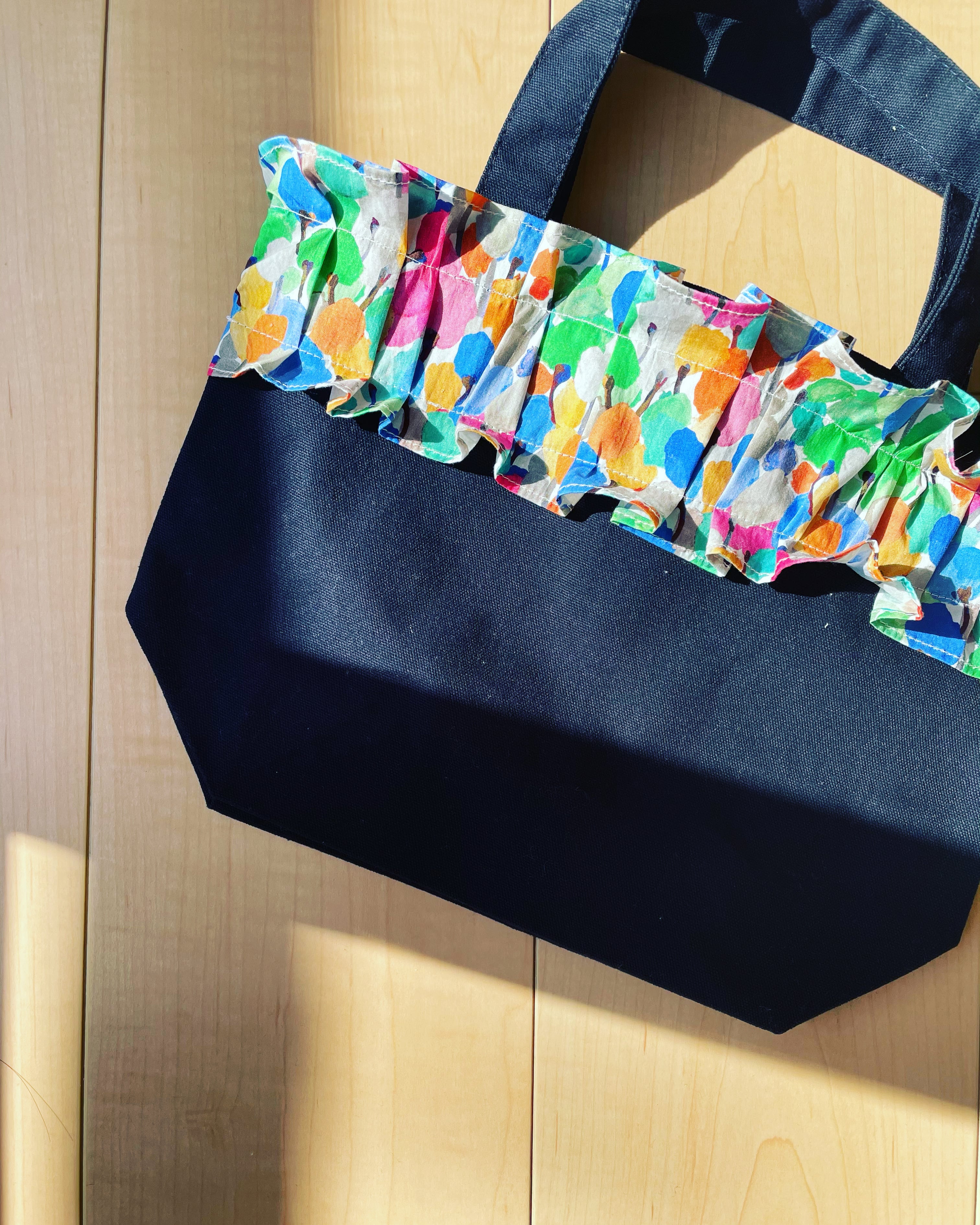 リバティフリル トートバッグ人気柄 再販 | SKY