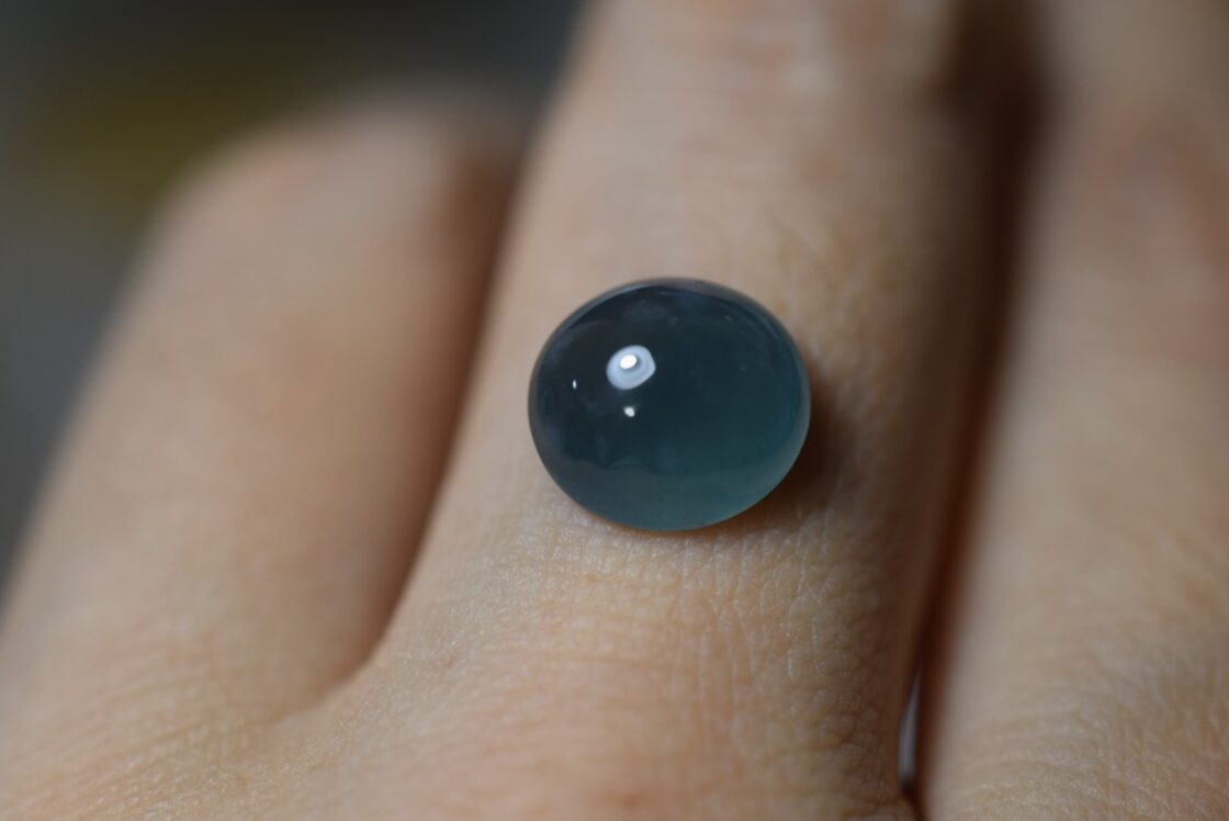 RS4-46 上質 宝石質 楕円 氷藍緑飃雪花 天然グアテマラ産 A貨 本翡翠  