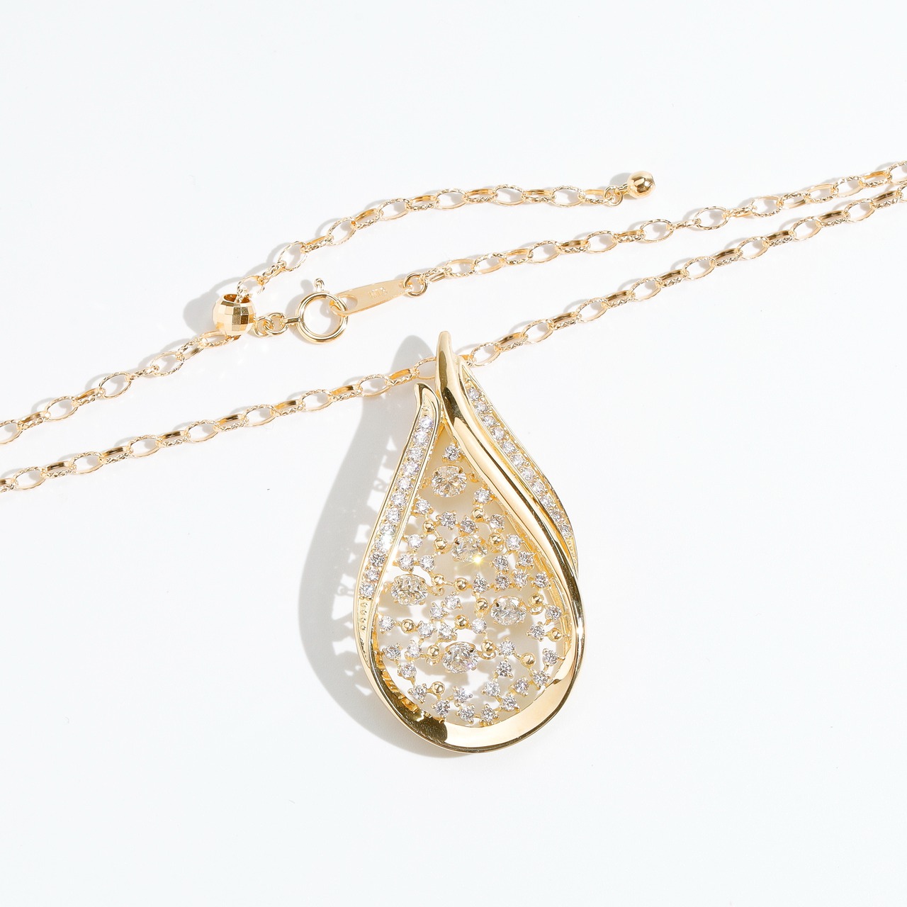 ダンシング ダイヤモンド デザインネックレス K18 / 1.000ct / 1.000ct