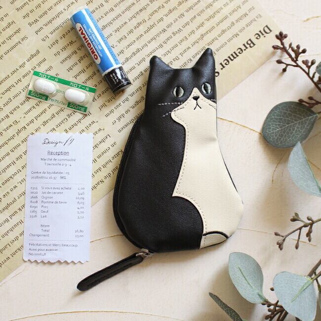 ねこ ポーチ キャット 黒猫 ハチ 可愛い 誕プレ ラッピング 刺繍 ノア