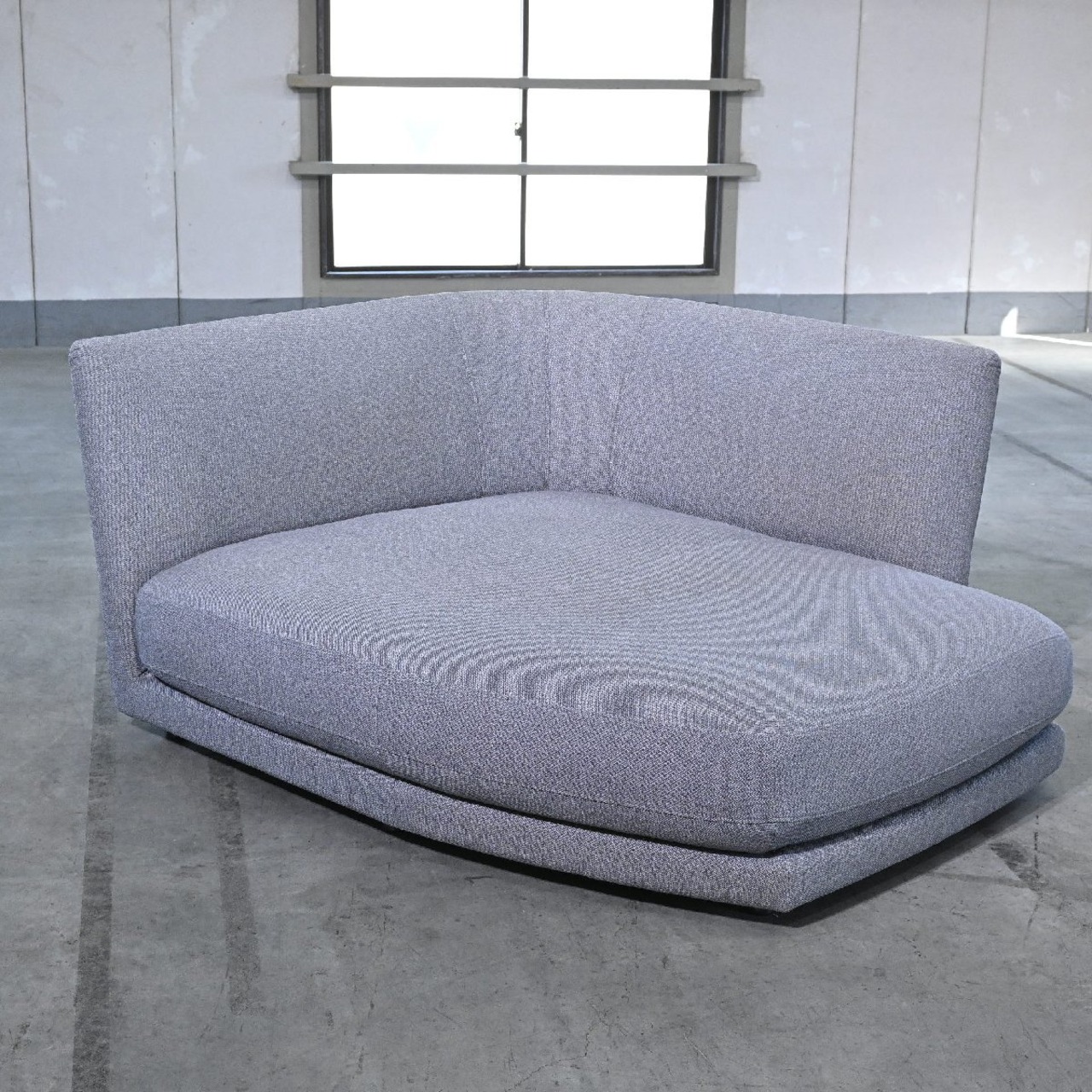 ドイツ製 ROLF BENZ 100万「TONDO」ソファ カウチ IDC大塚家具取扱い リビング ダイニング ホテル 客間 ロビー 待合室 ロルフベンツ トンド【中古家具/中古インテリア/USED家具ユーズド家具/リサイクル】