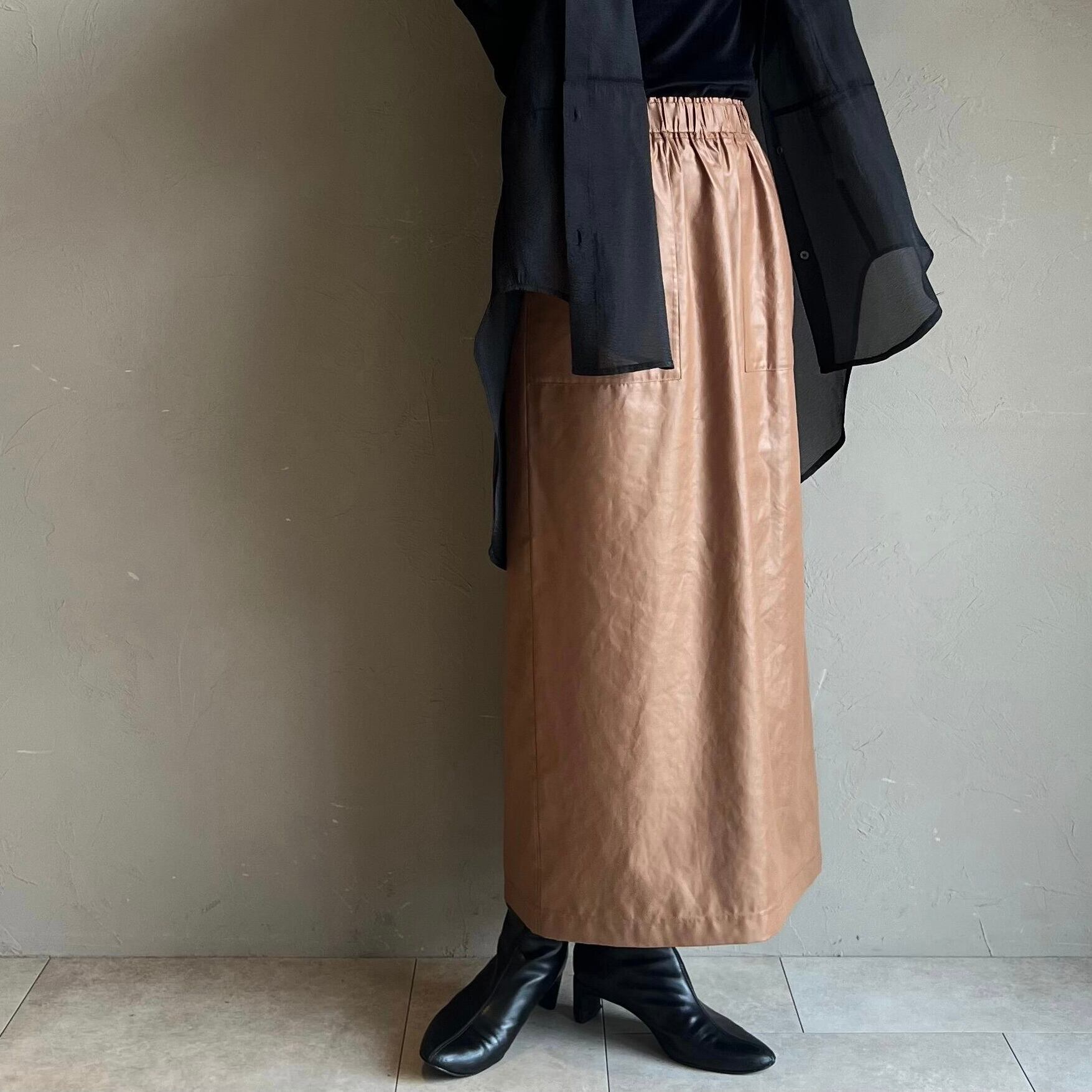 【 CYNICAL 】レザーライクIラインスカート