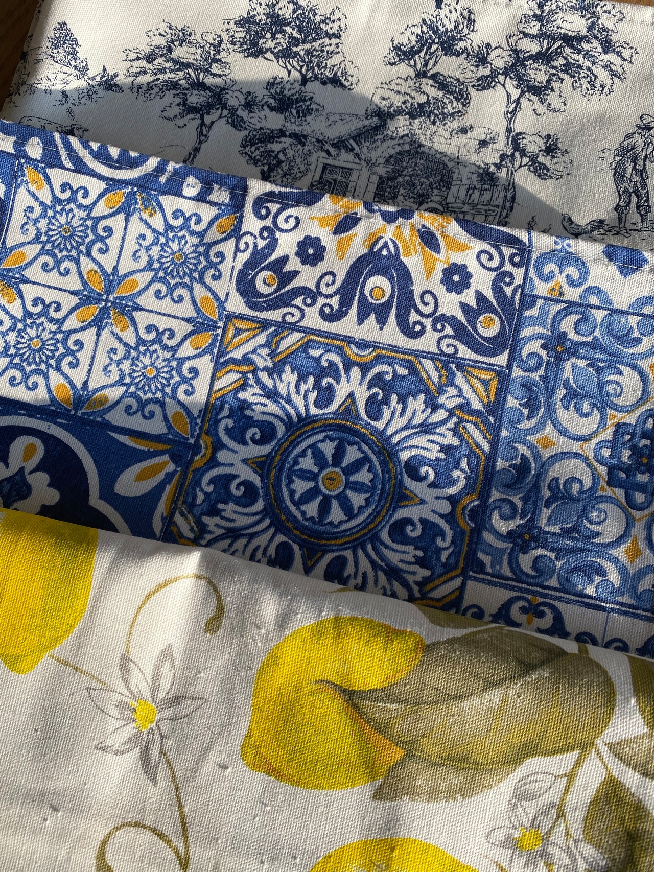 カフェリア・クアドラ  テーブルクロス