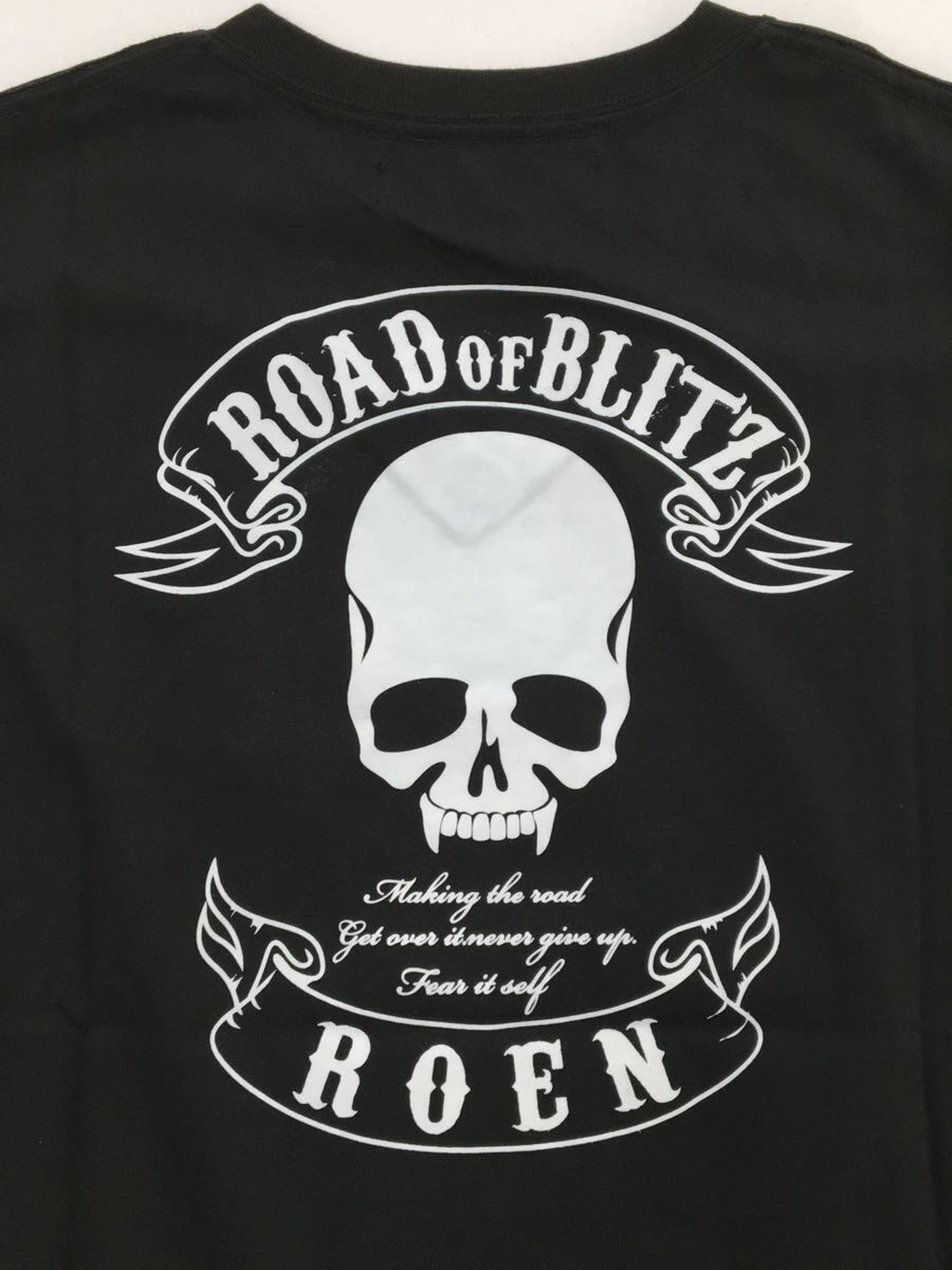 Roen(ロエン)スカルバックプリント半袖Tシャツ/ブラック