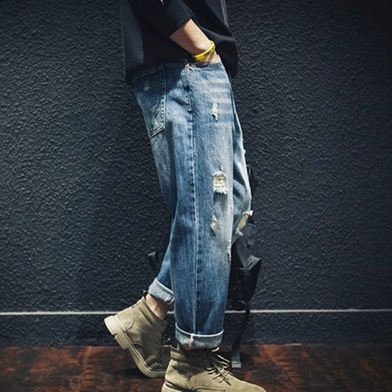 Damage Processed Straight Leg Mid Rise Denim Pants ◇H0782