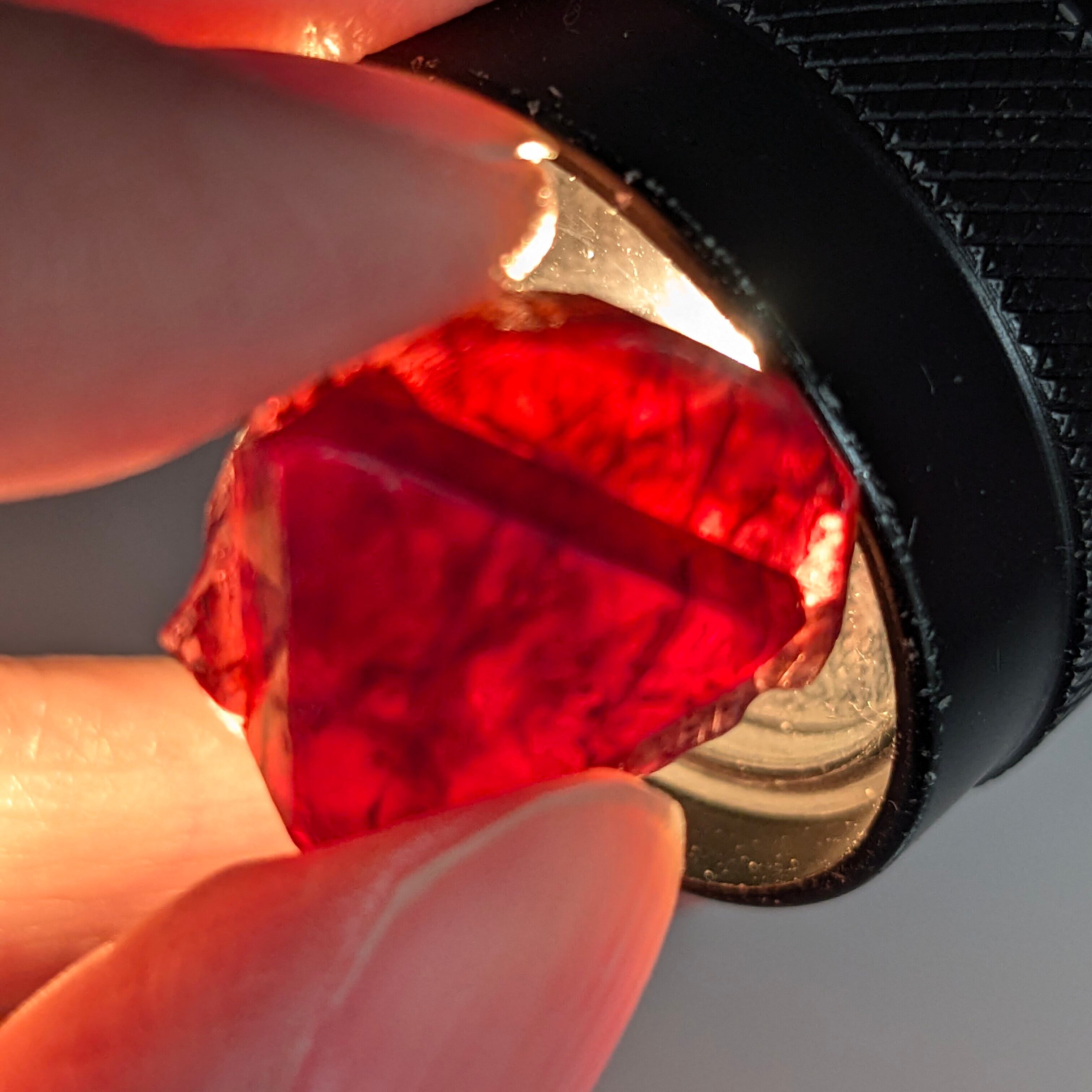スピネル原石 ミャンマー・モゴック産【19.94ct】PRO207281 | Gem's